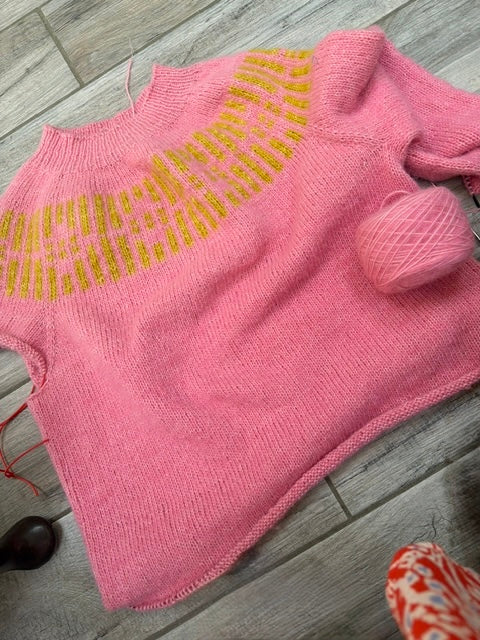 Daisy Sweater kit by Veera Välimäki