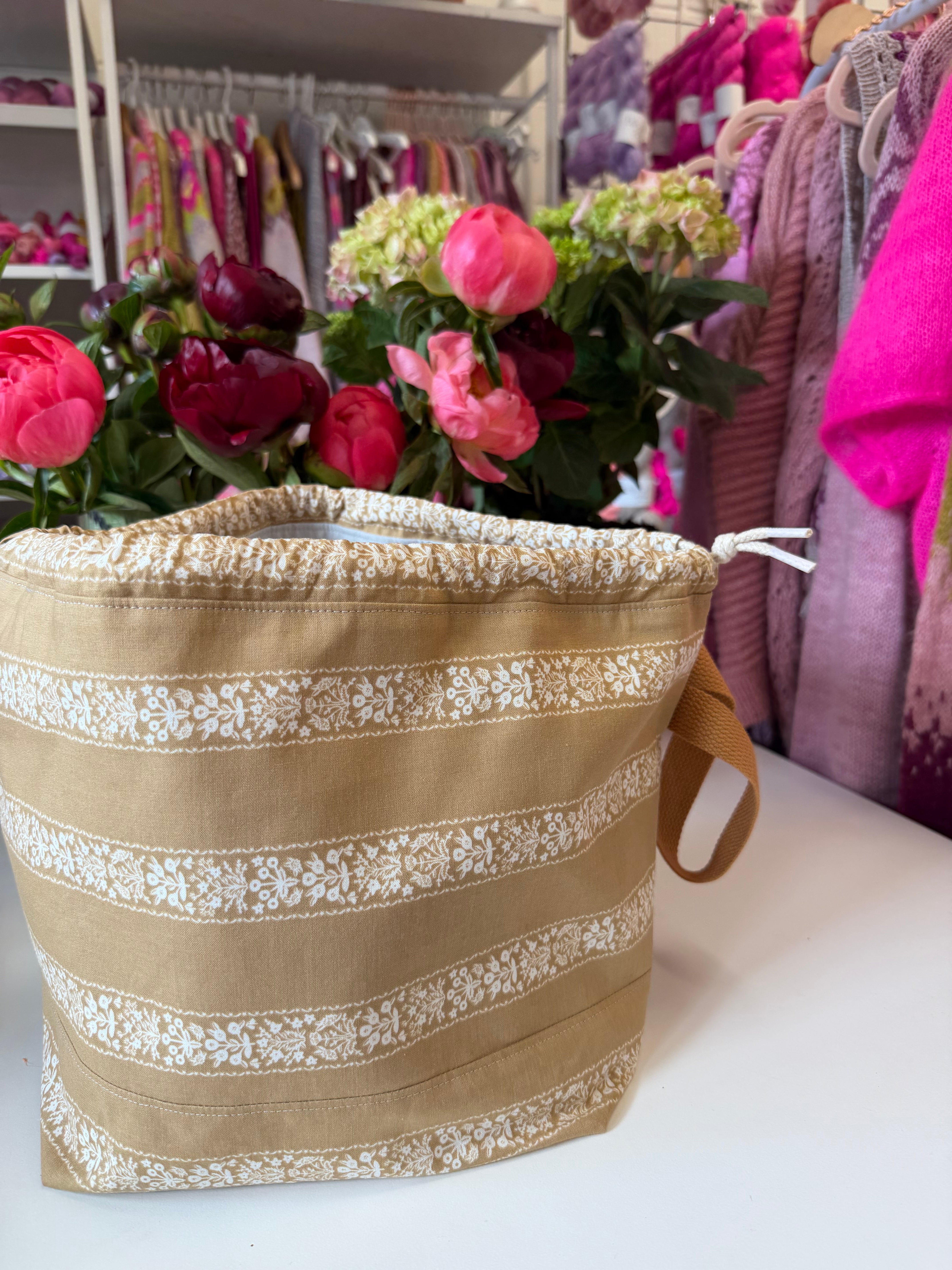 Made to order  - Project Bag Style 01 -  Mustard Trellis