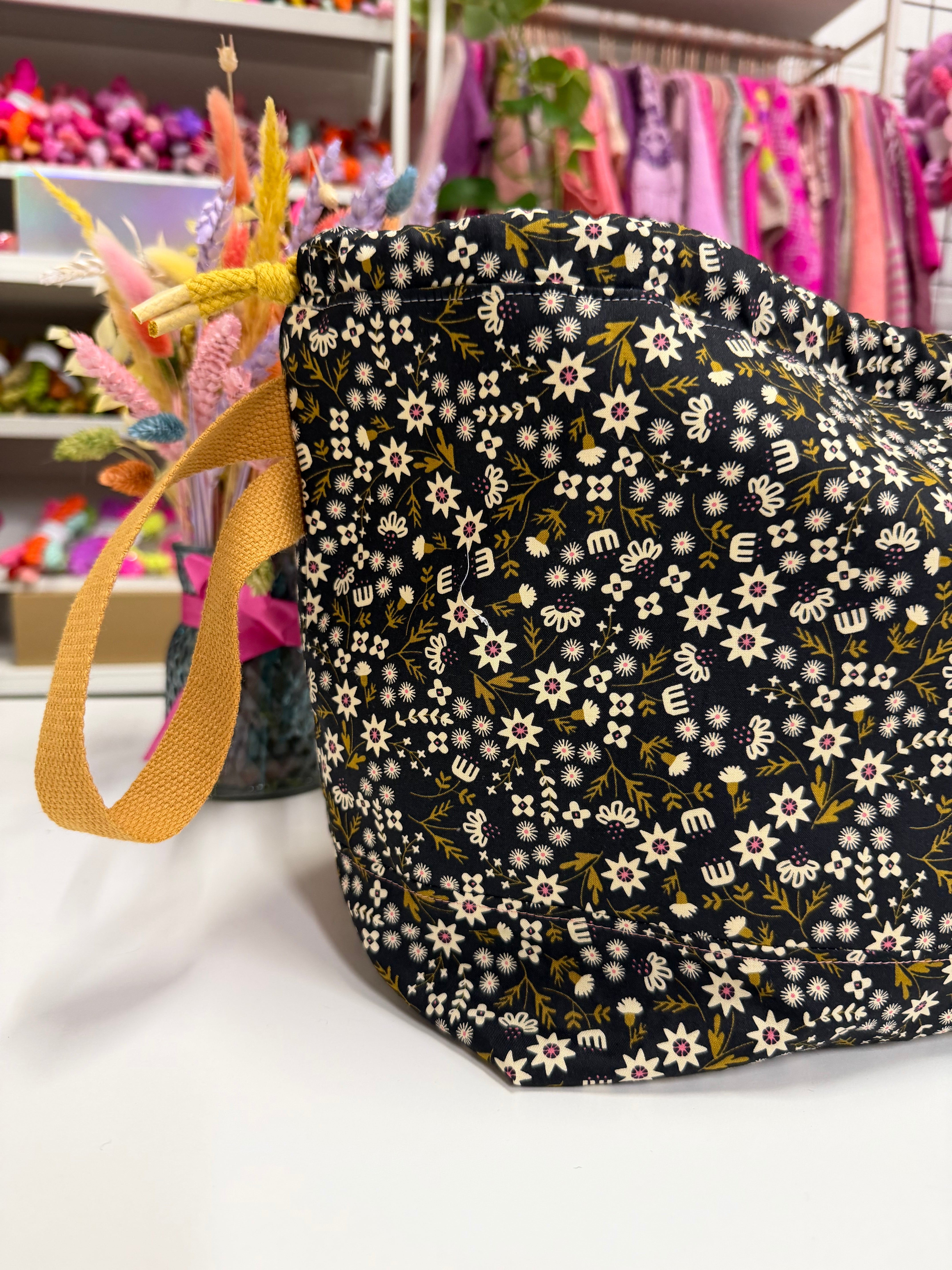 READY TO SHIP - Project Bag Style 01 - Grellow Flowers