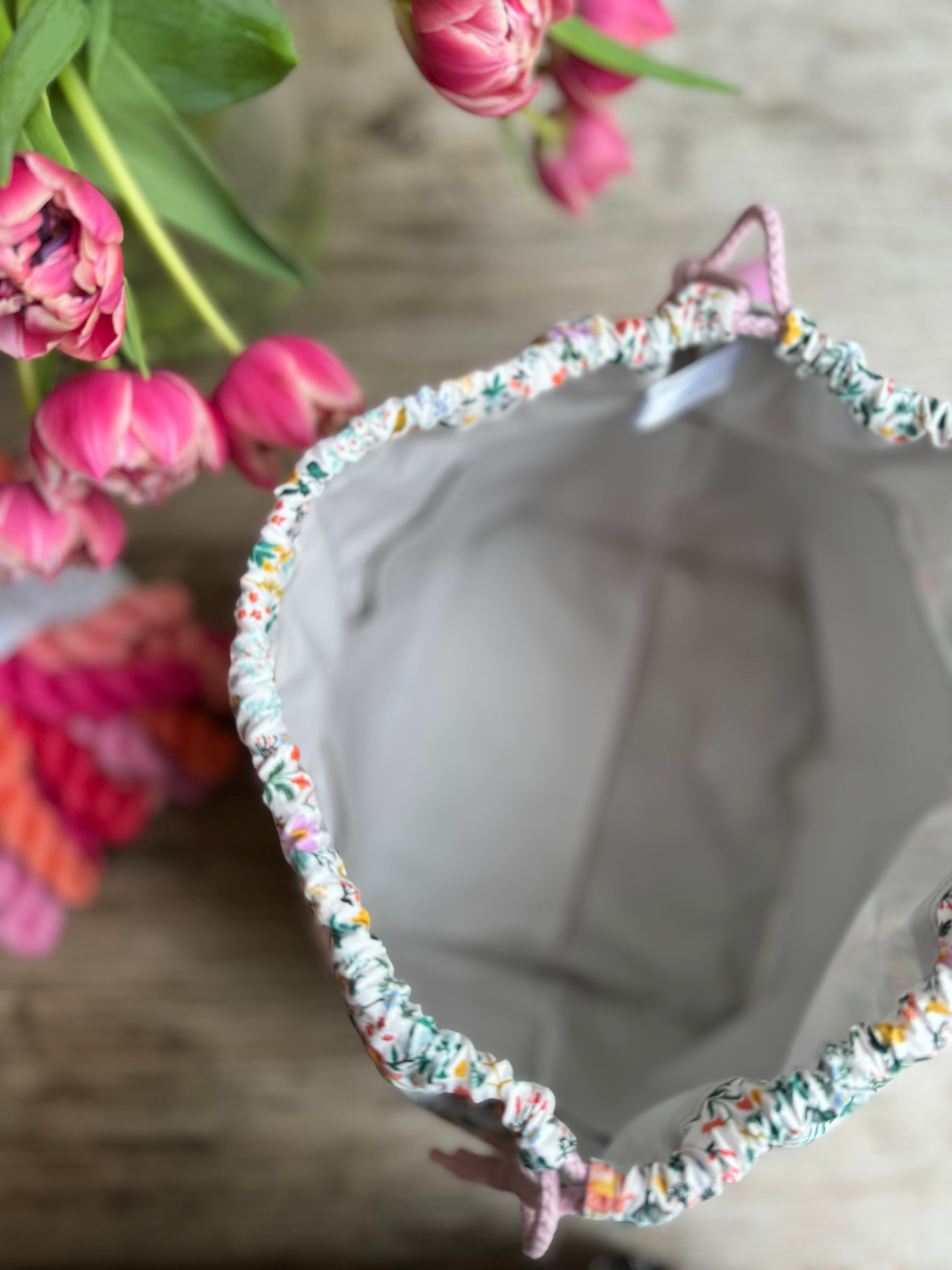 Made to order - Project Bag Style 01 - Delicate Meadow Floral