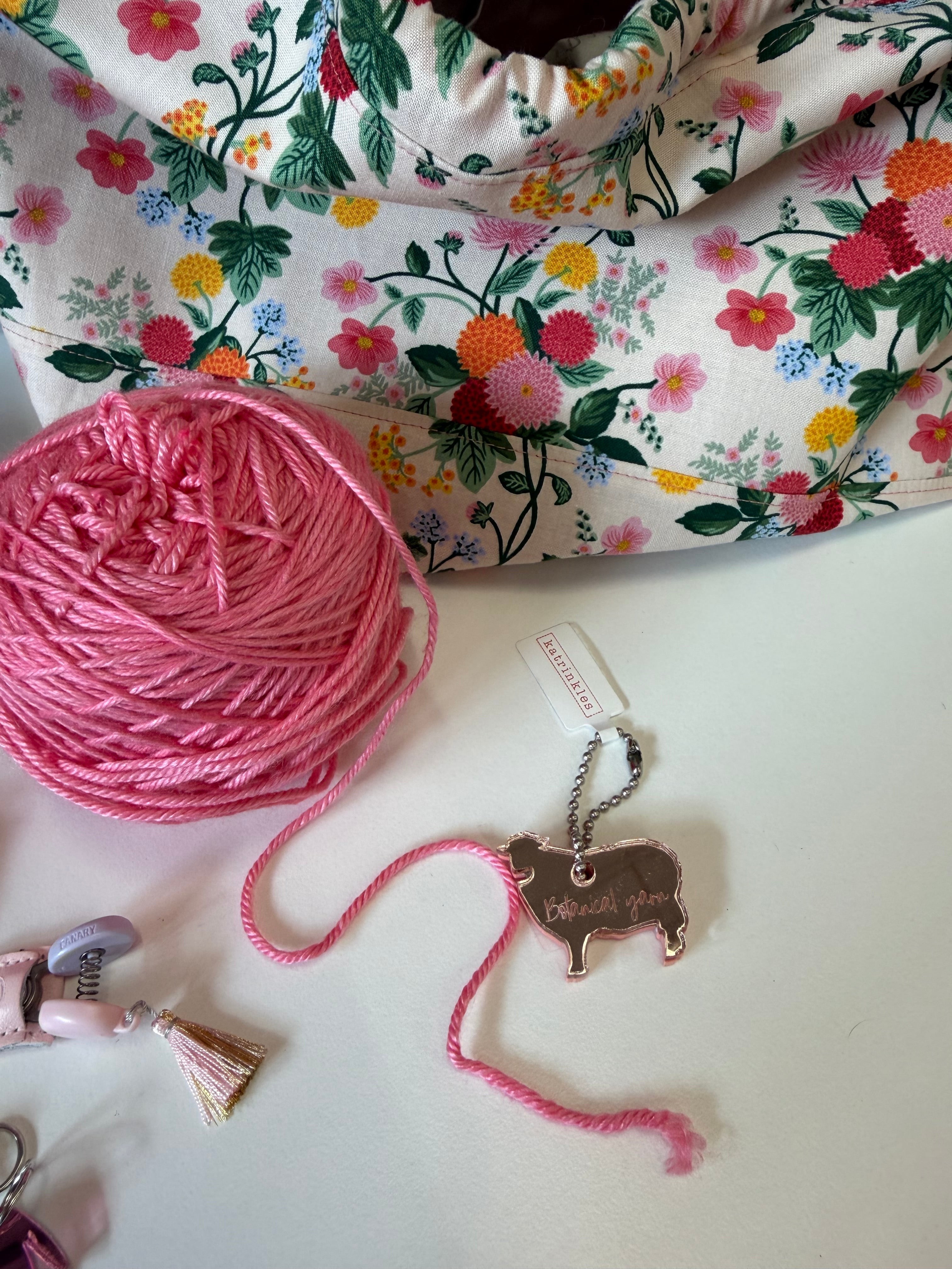 Katrinkles Botanical Yarn Rose Gold Sheep Yarn Cutter Keyring