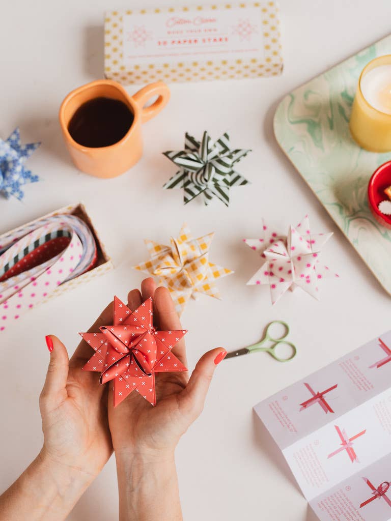 Froebel Star Paper Craft Kit – Make 20 Stars in 5 Beautiful