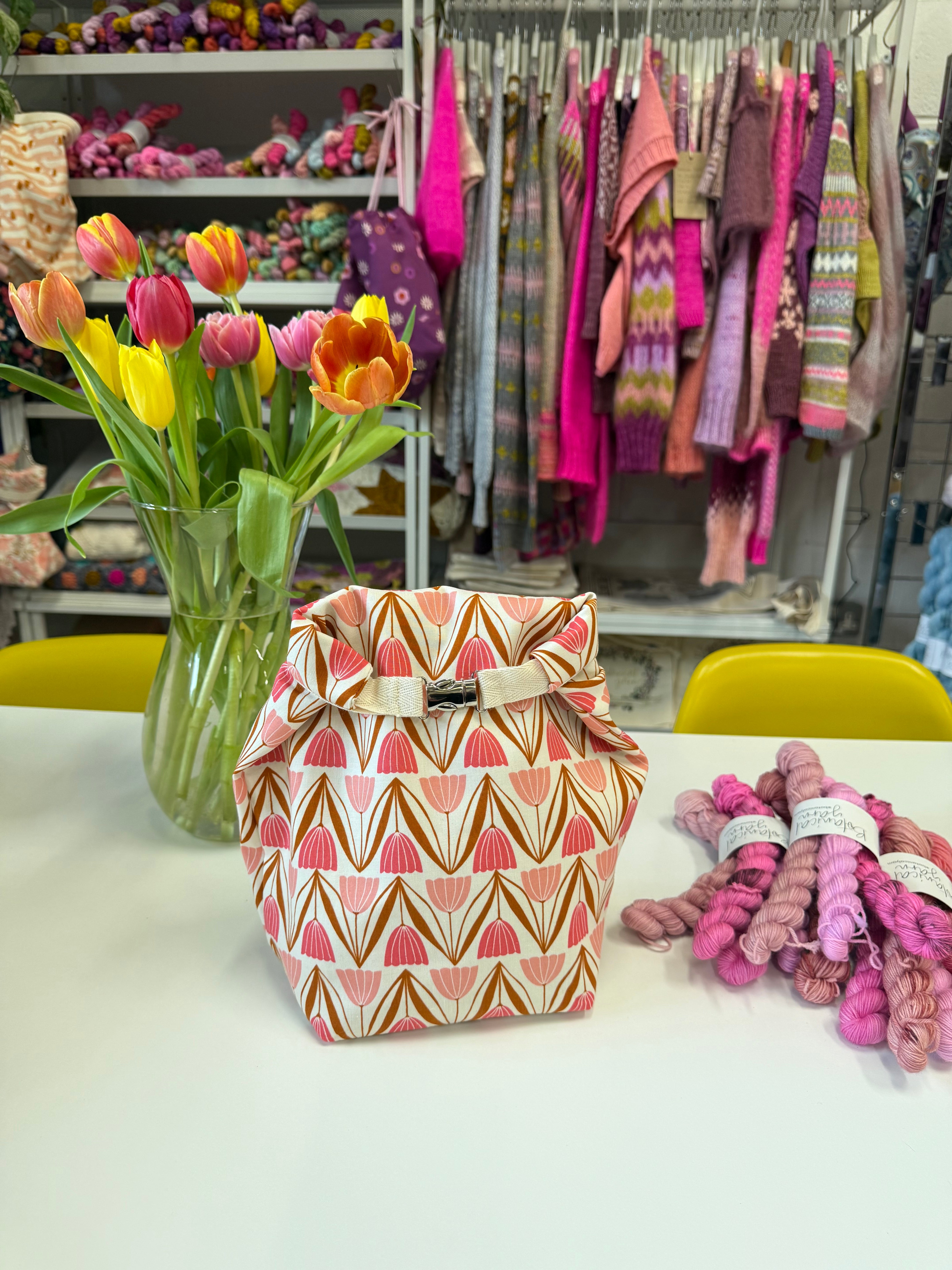 Made to order - Project Bag Style 04 - Roll Top - Tulips 🌷