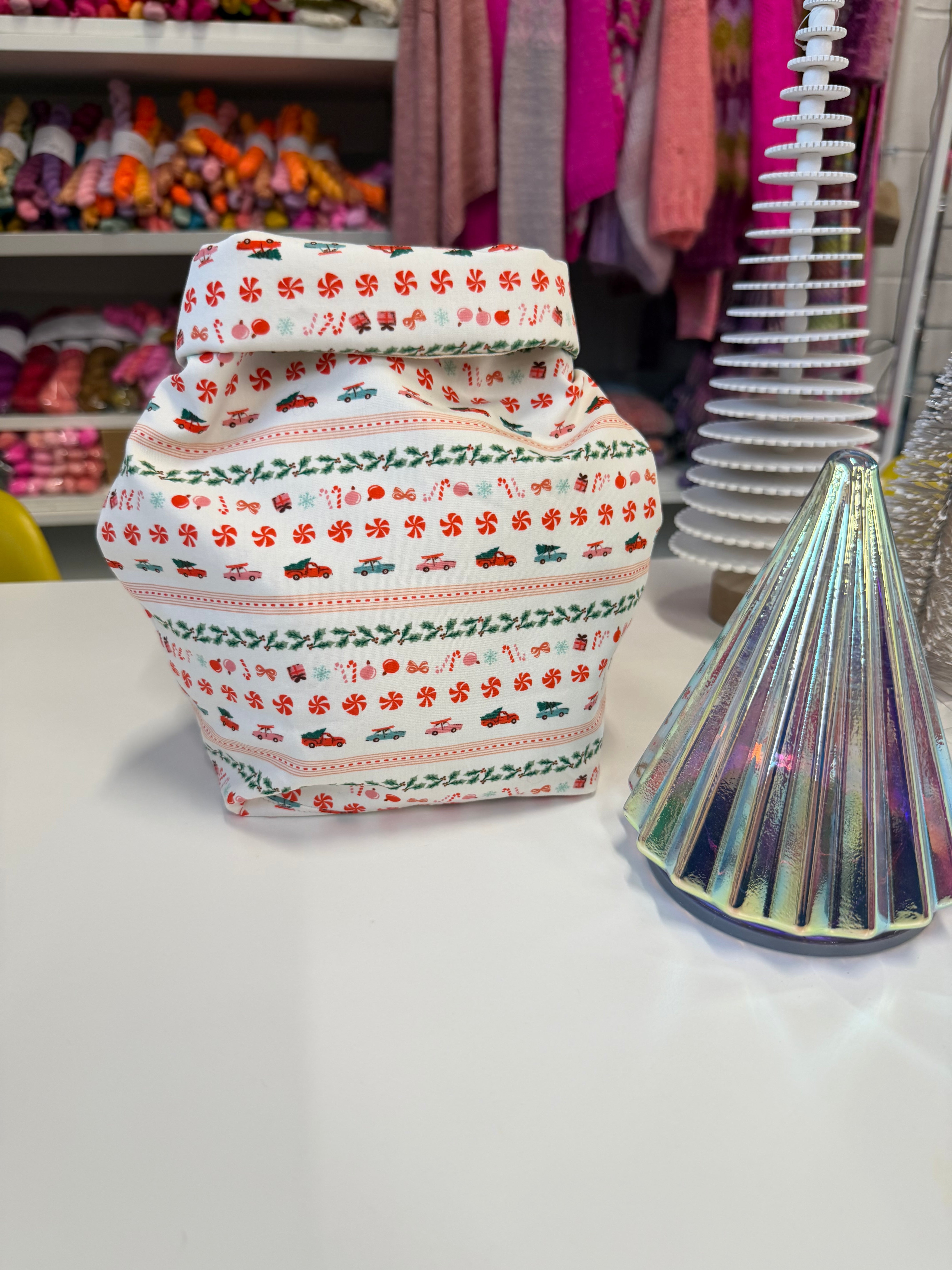 Ready to ship - Project Bag Style 04 - Roll Top - Christmas Cars & Candy