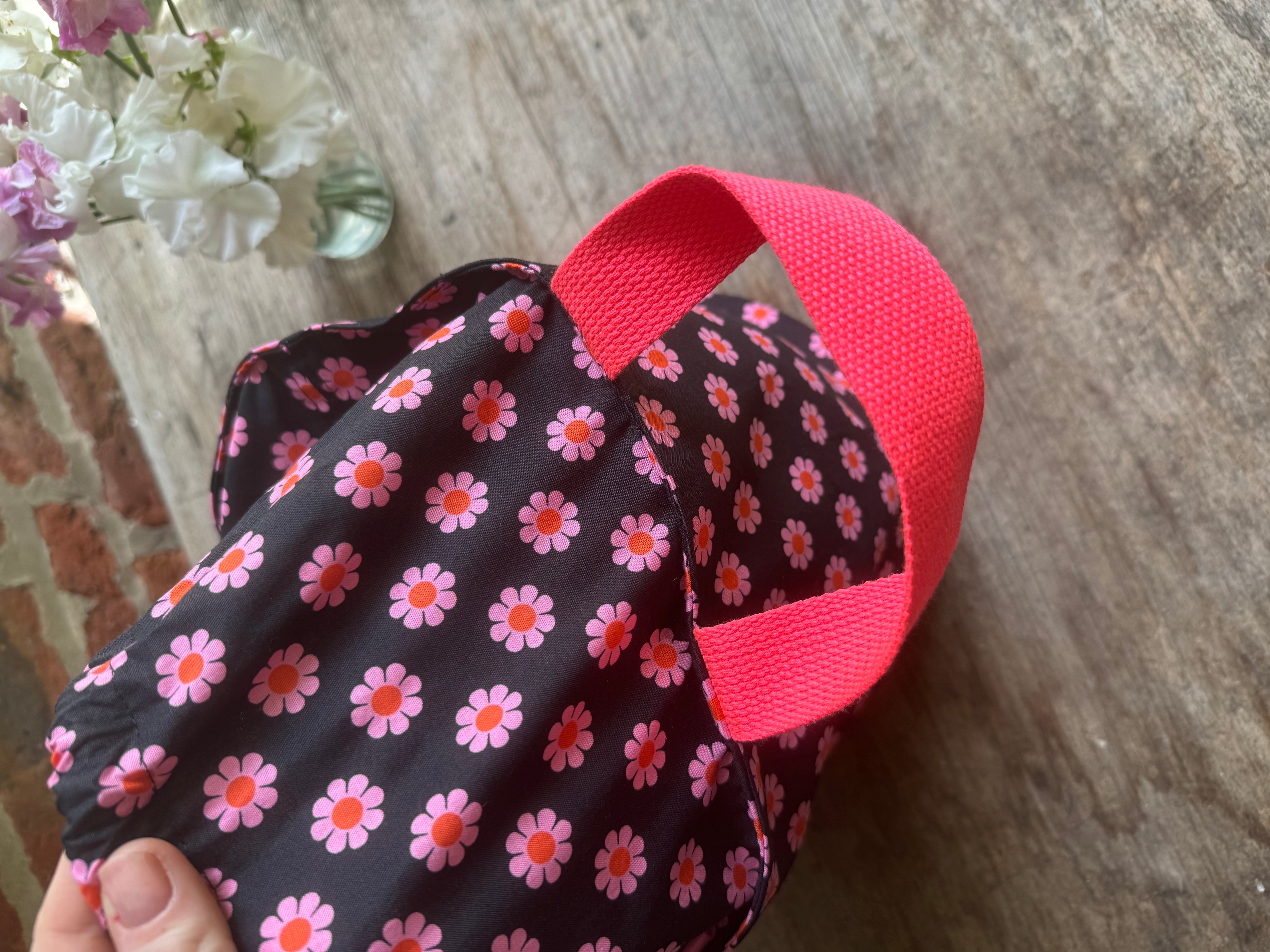 Made to order - Project bag style 03 -  Black with pink flowers