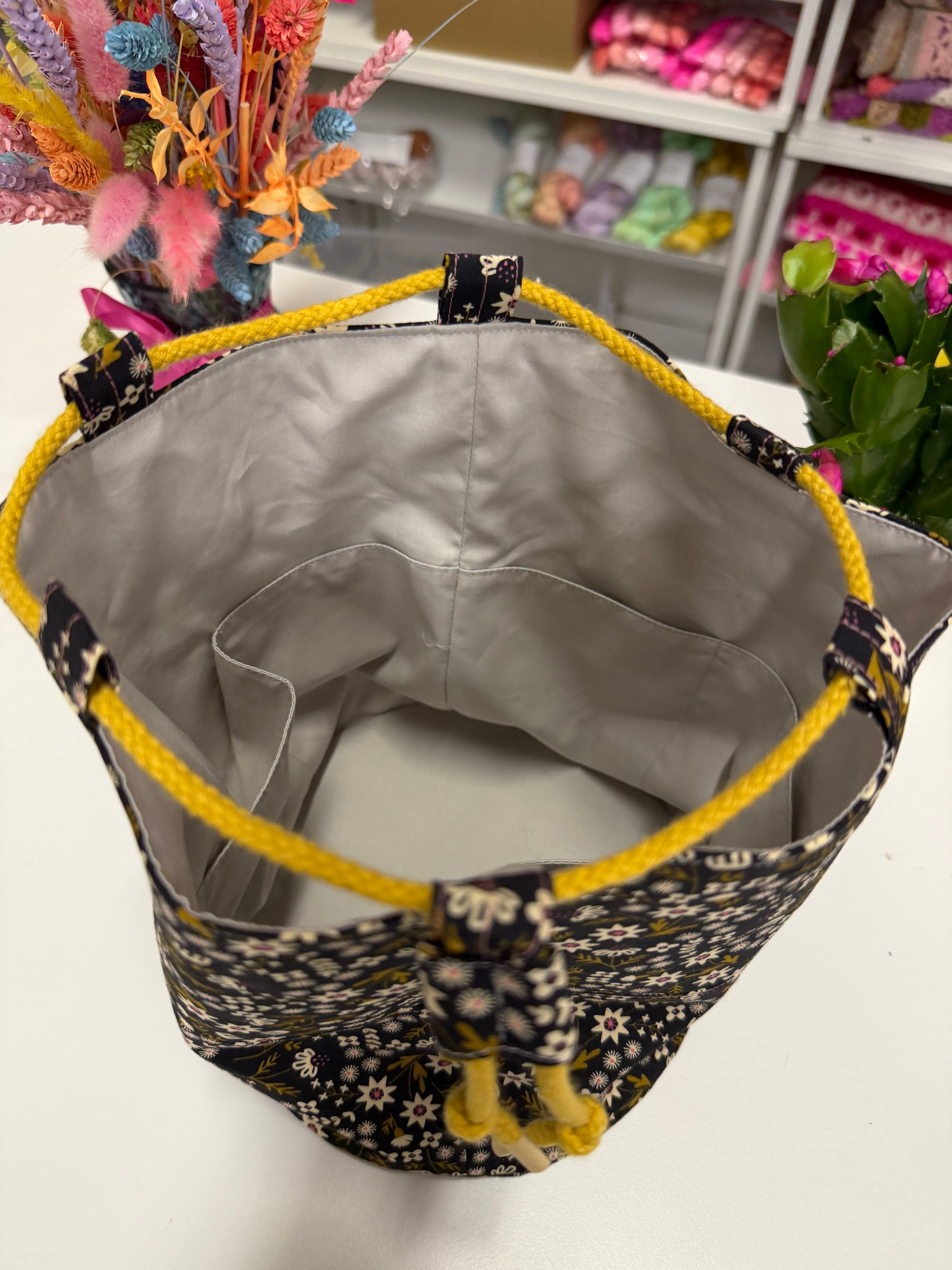 READY TO SHIP - Project Bag Style 05 -Grellow Flowers
