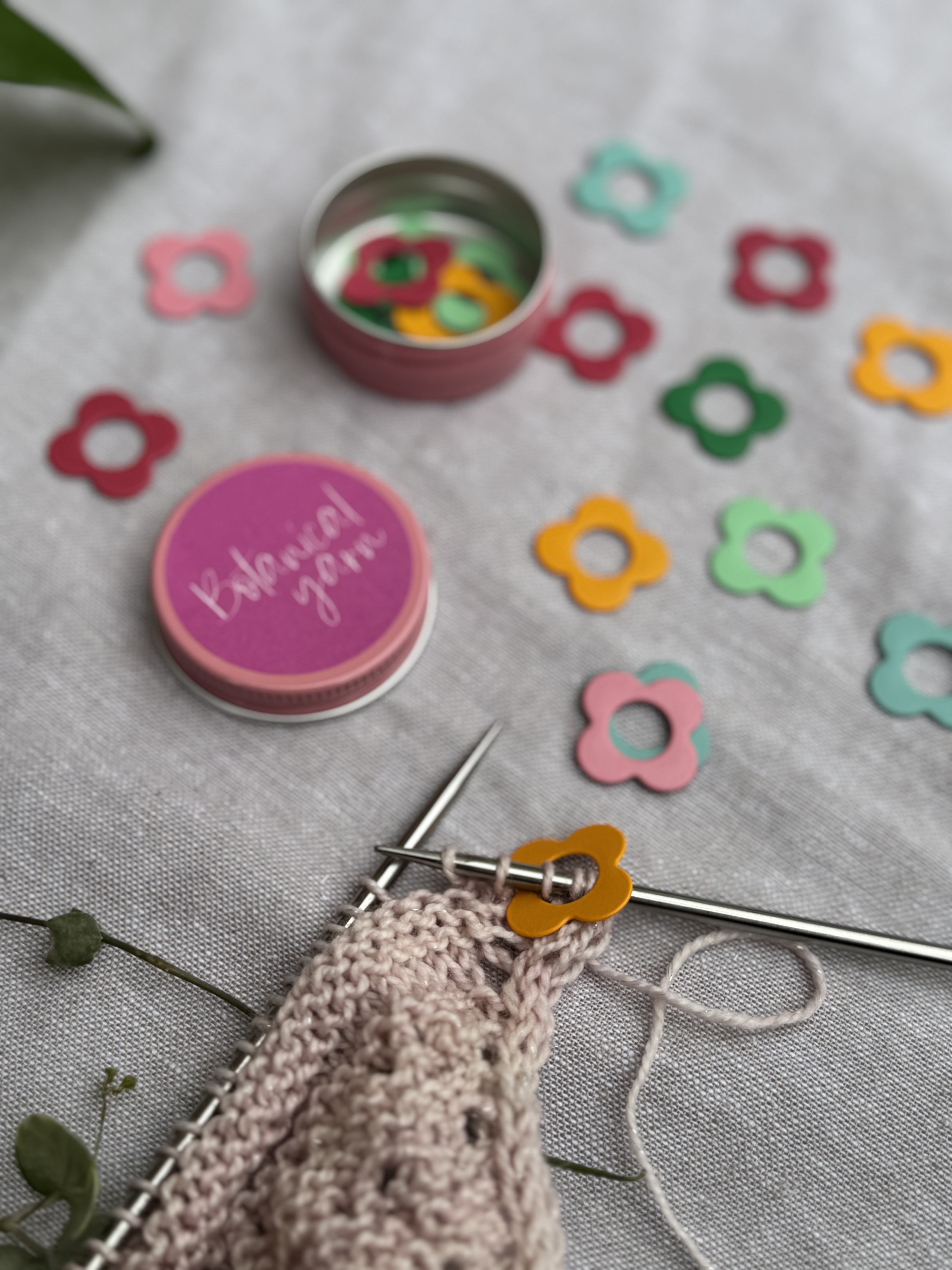Flower four petal stitch markers in tin