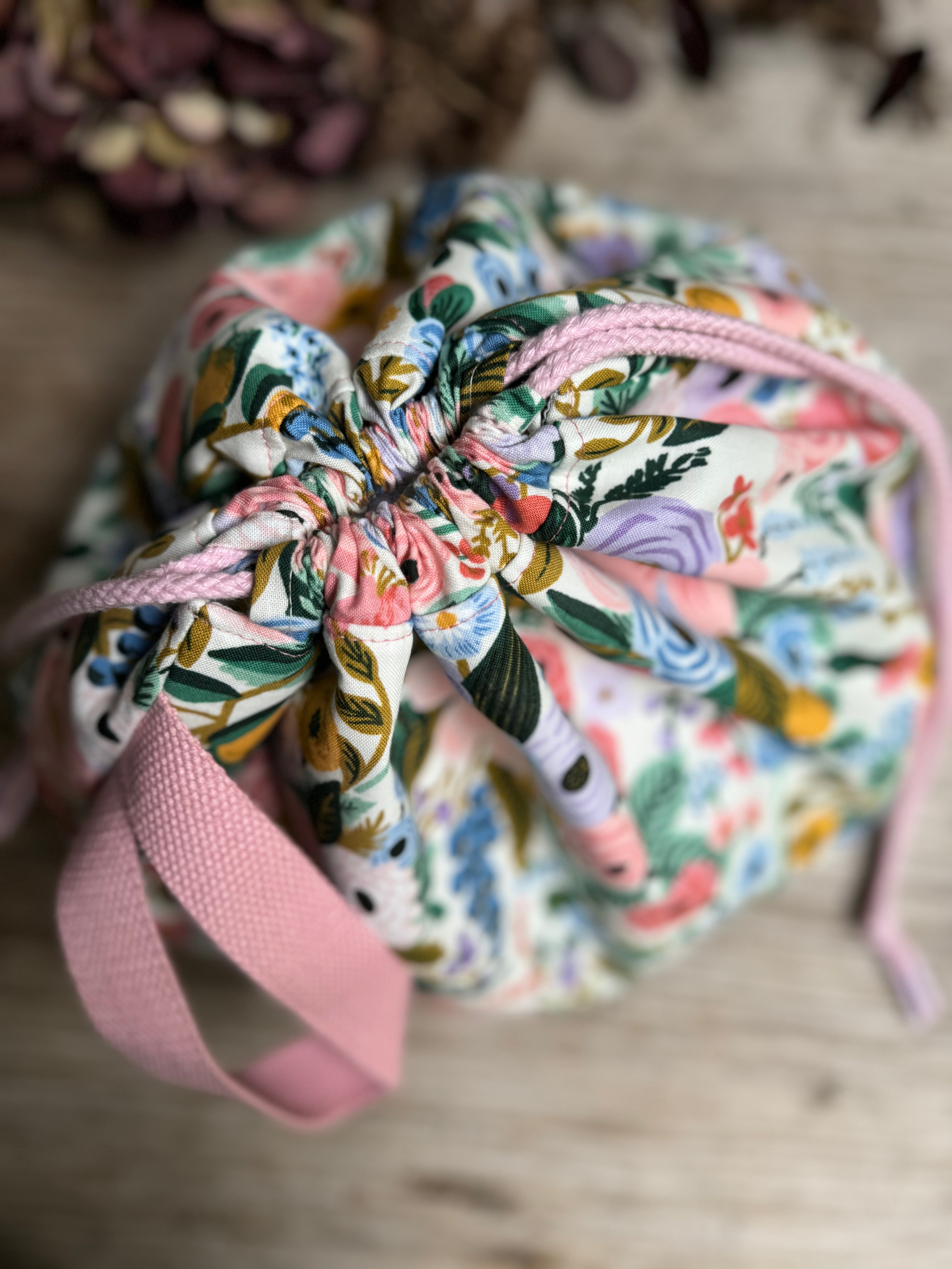 Made to order - Project Bag Style 01 - Pastel Floral