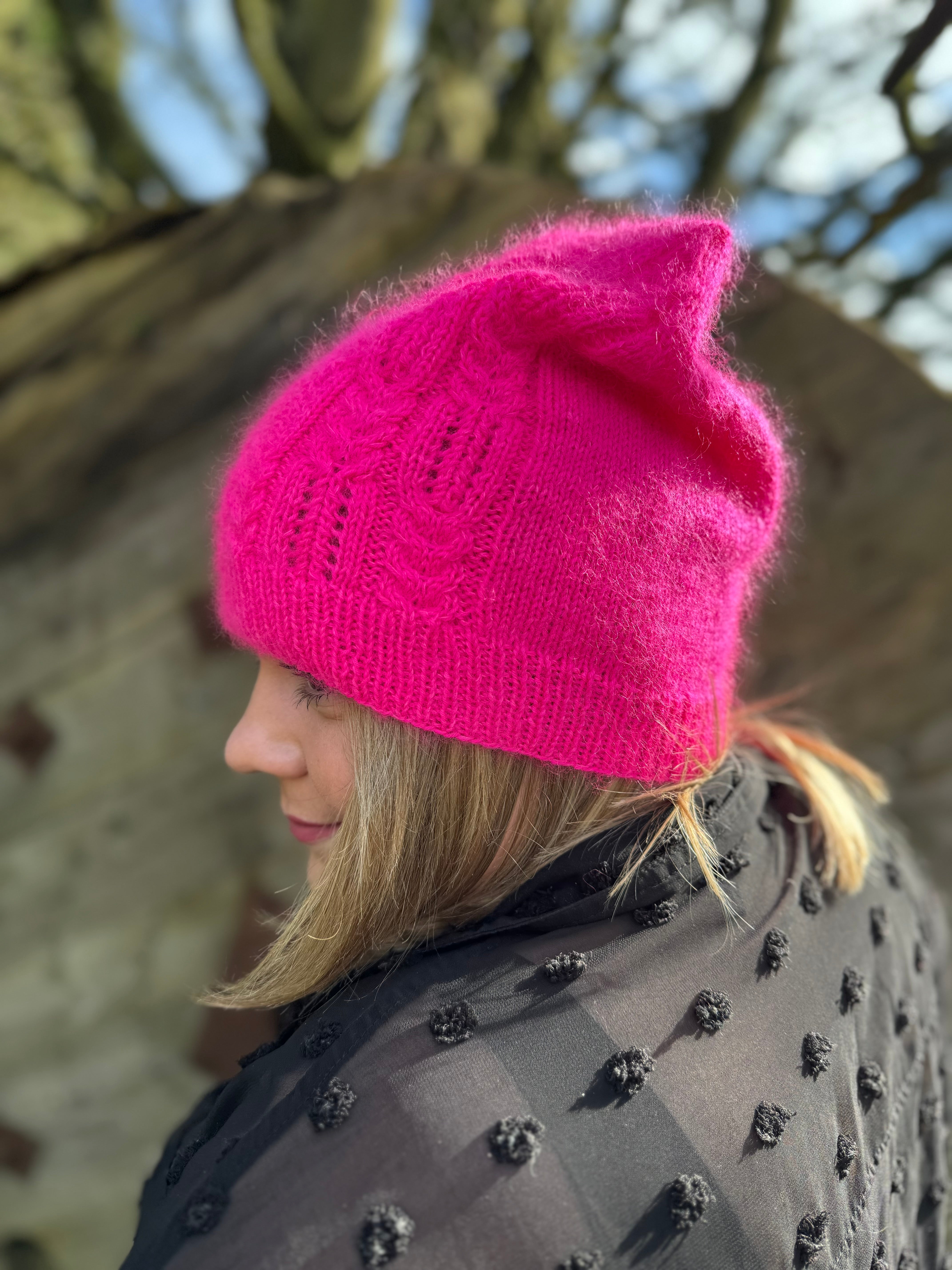 Sophie Hat Kit - Pattern by Twinset & Purl
