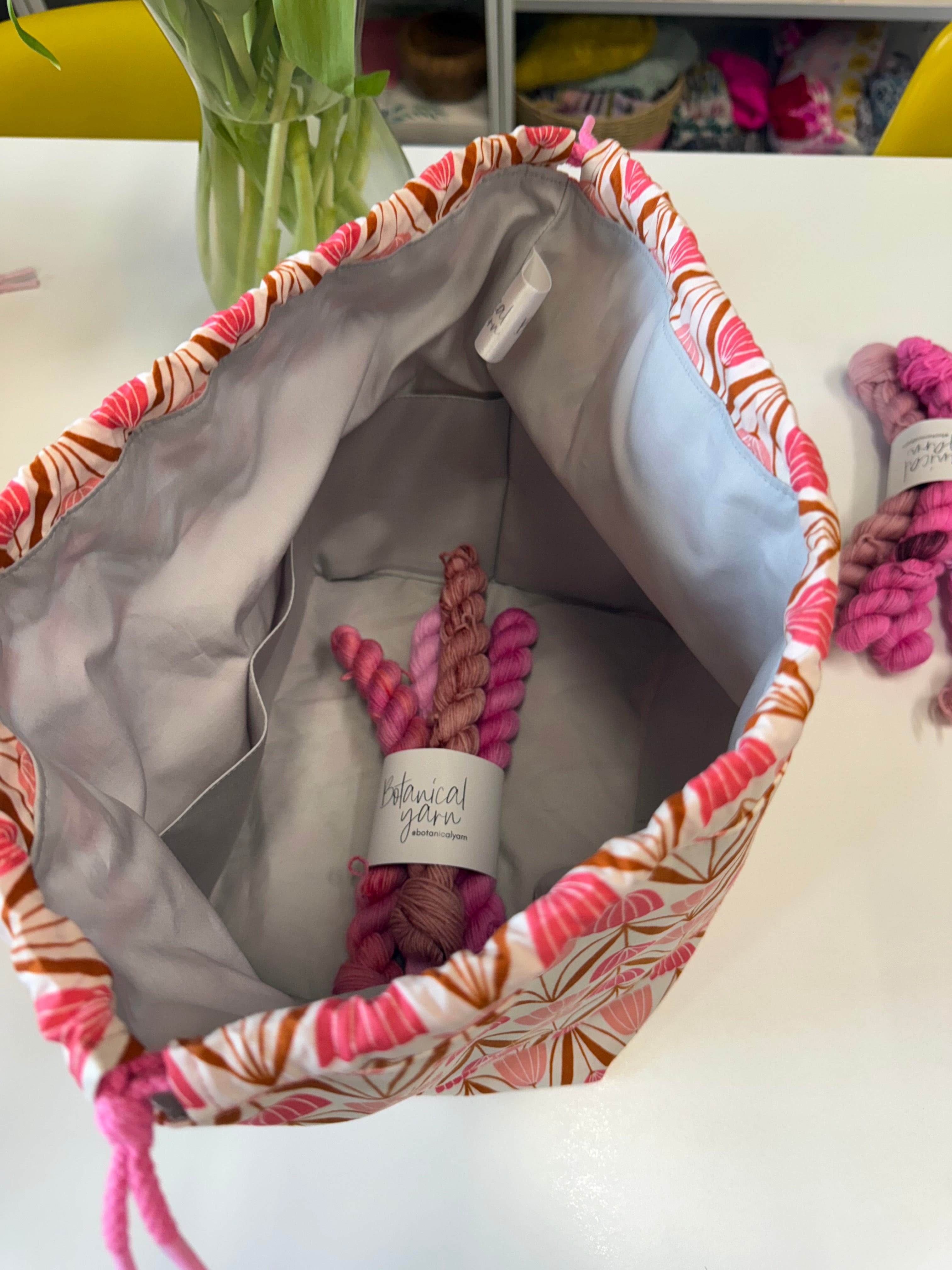 Made to order - Project Bag Style 01 - Tulips 🌷