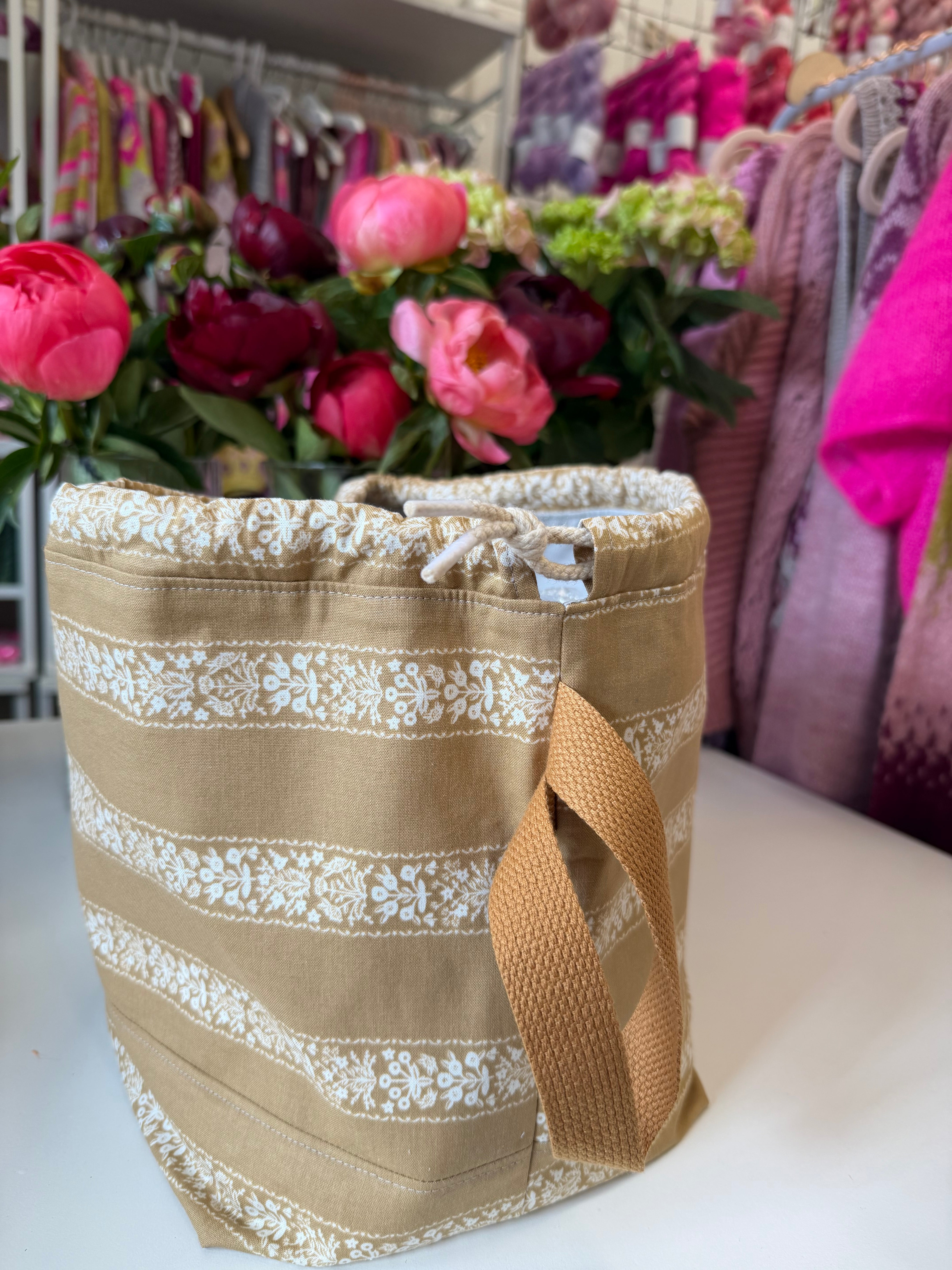 Made to order  - Project Bag Style 01 -  Mustard Trellis