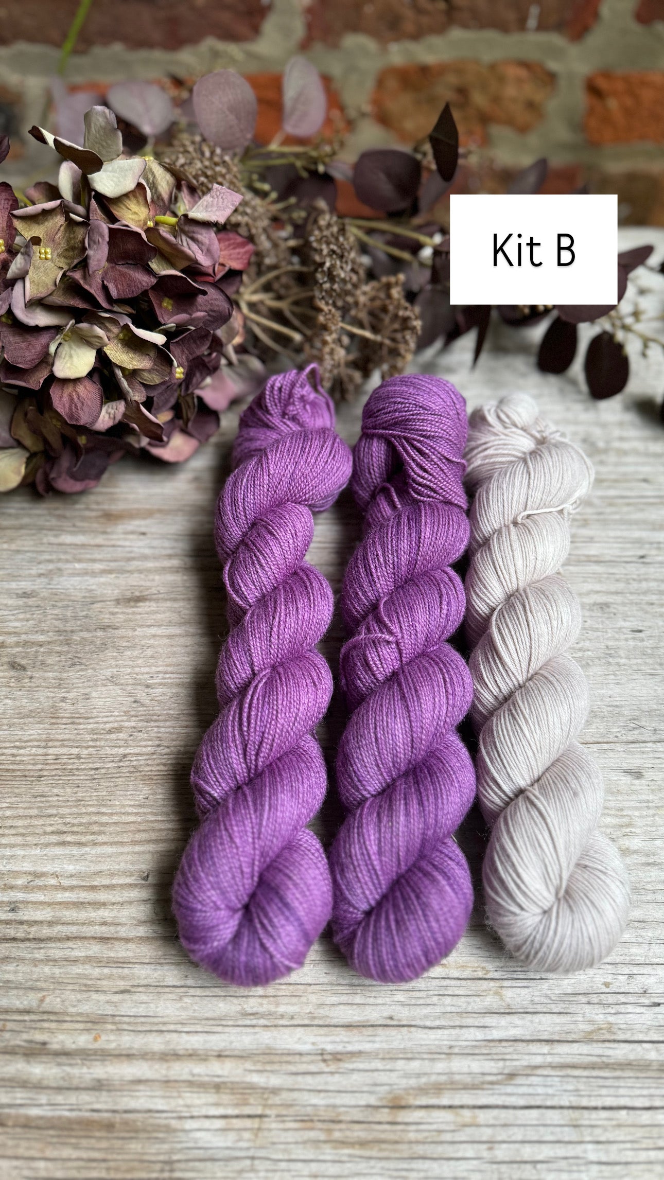 Schneeflocken by  Sarah Solomon – Into the Wool