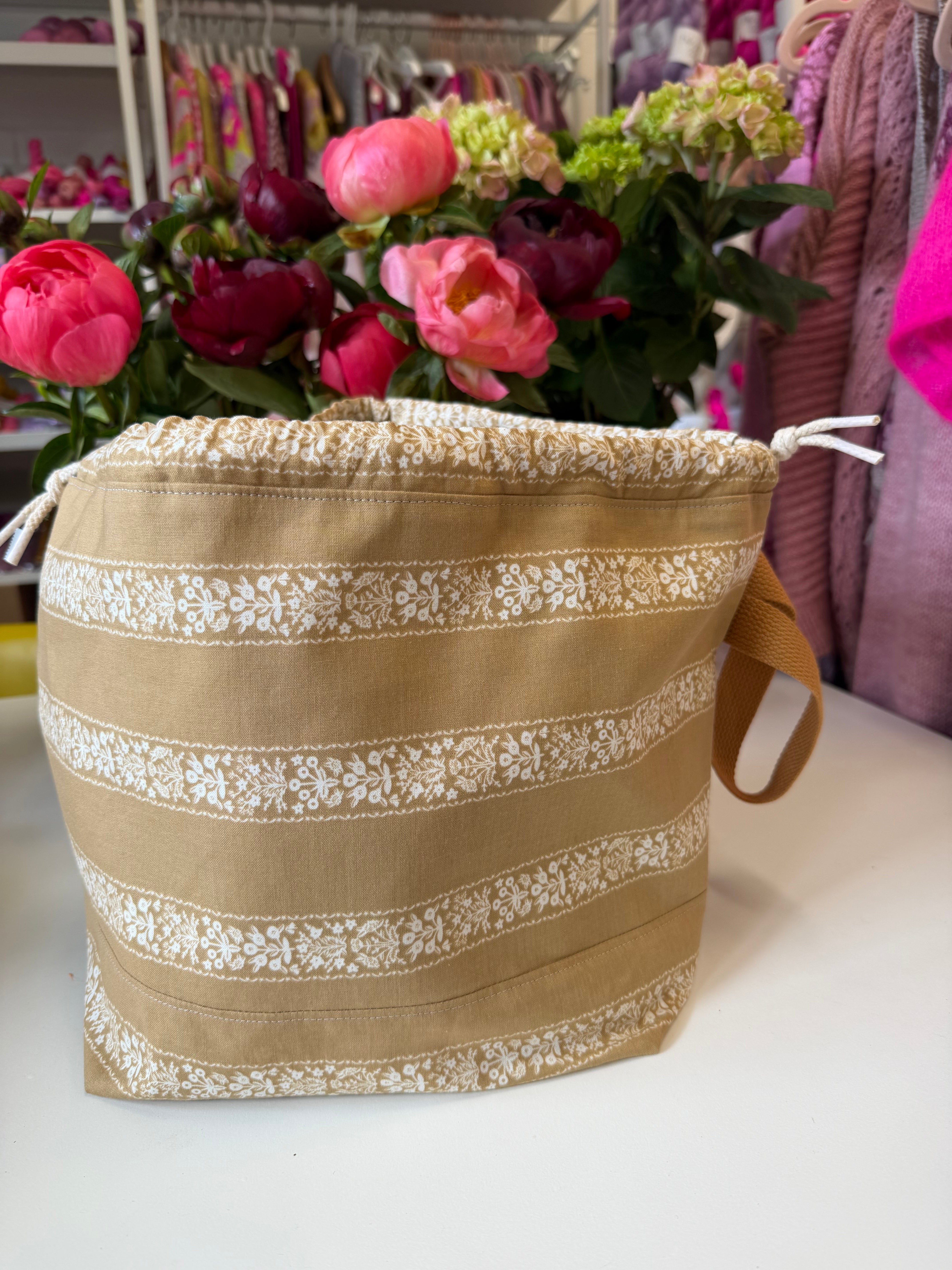 Made to order  - Project Bag Style 01 -  Mustard Trellis