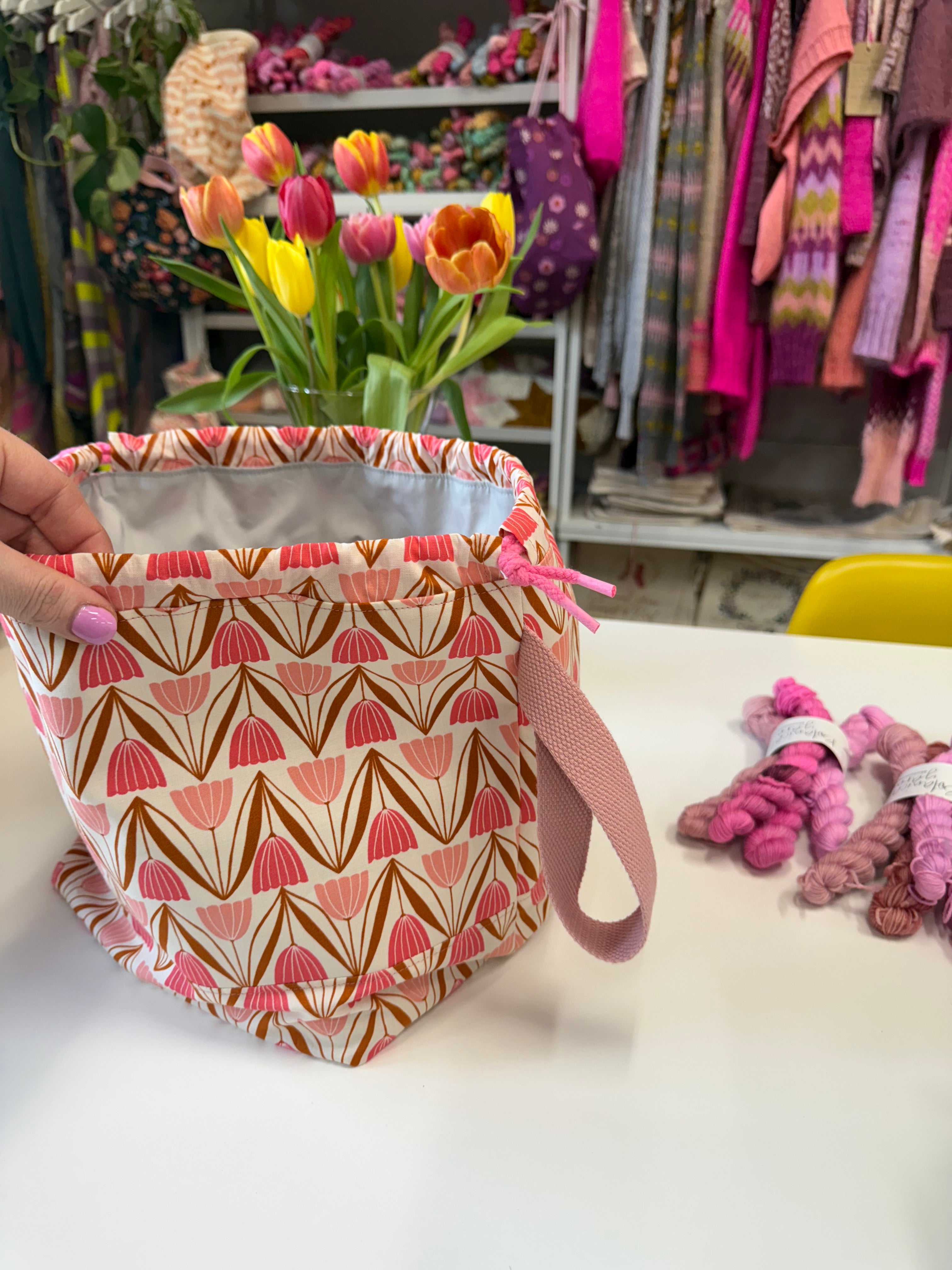 Made to order - Project Bag Style 01 - Tulips 🌷