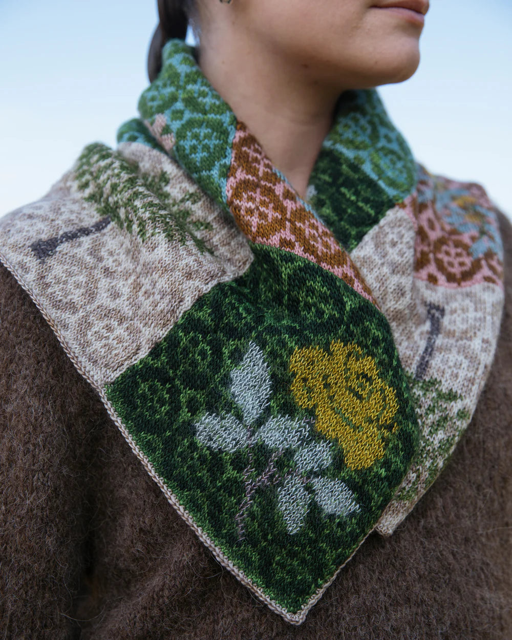 Laine Punlishkng - Dee Hardwicke Cultivate: Knitting the Beauty of Nature