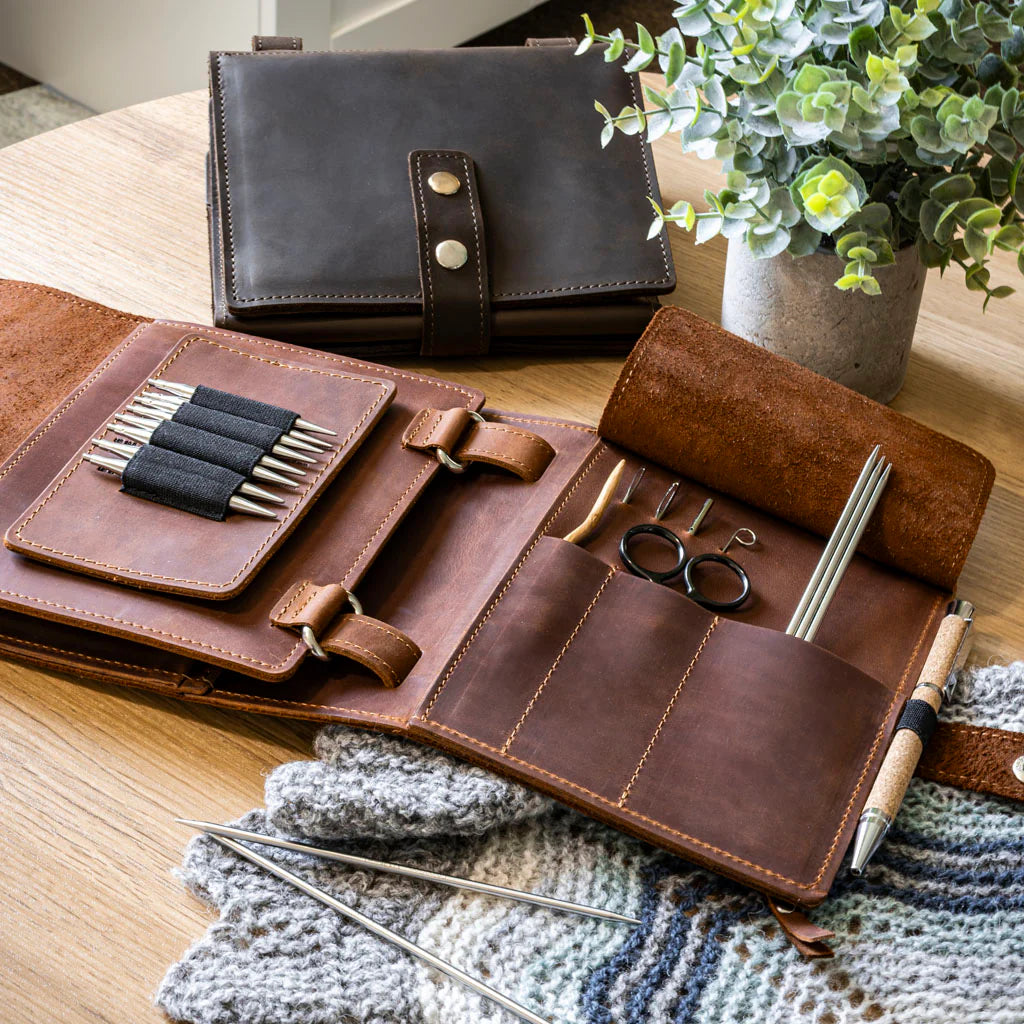 PREORDER - Thread & Maple - Mini Binder - Whiskey