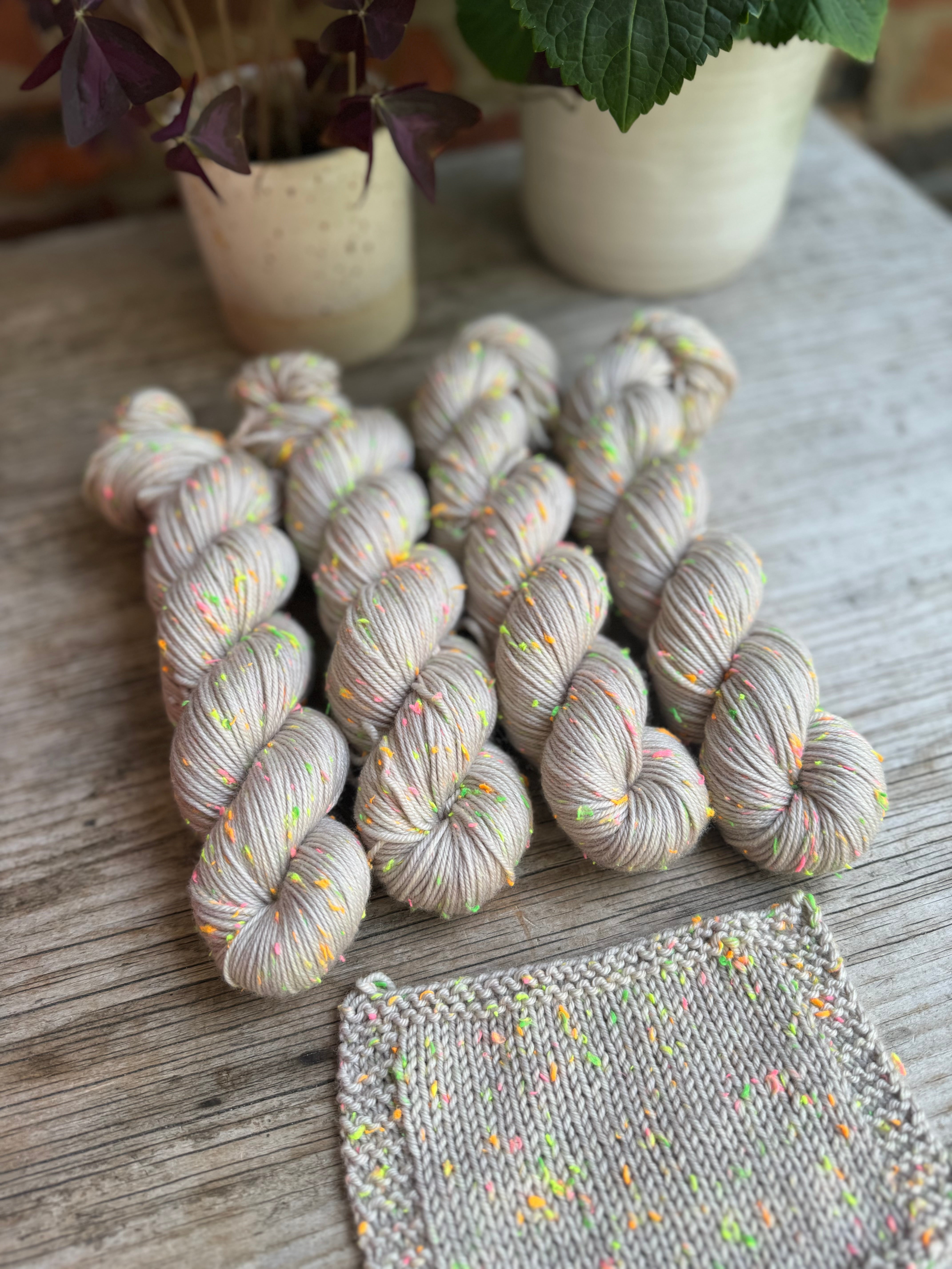 Pampas Grass Neon Nep yarn!