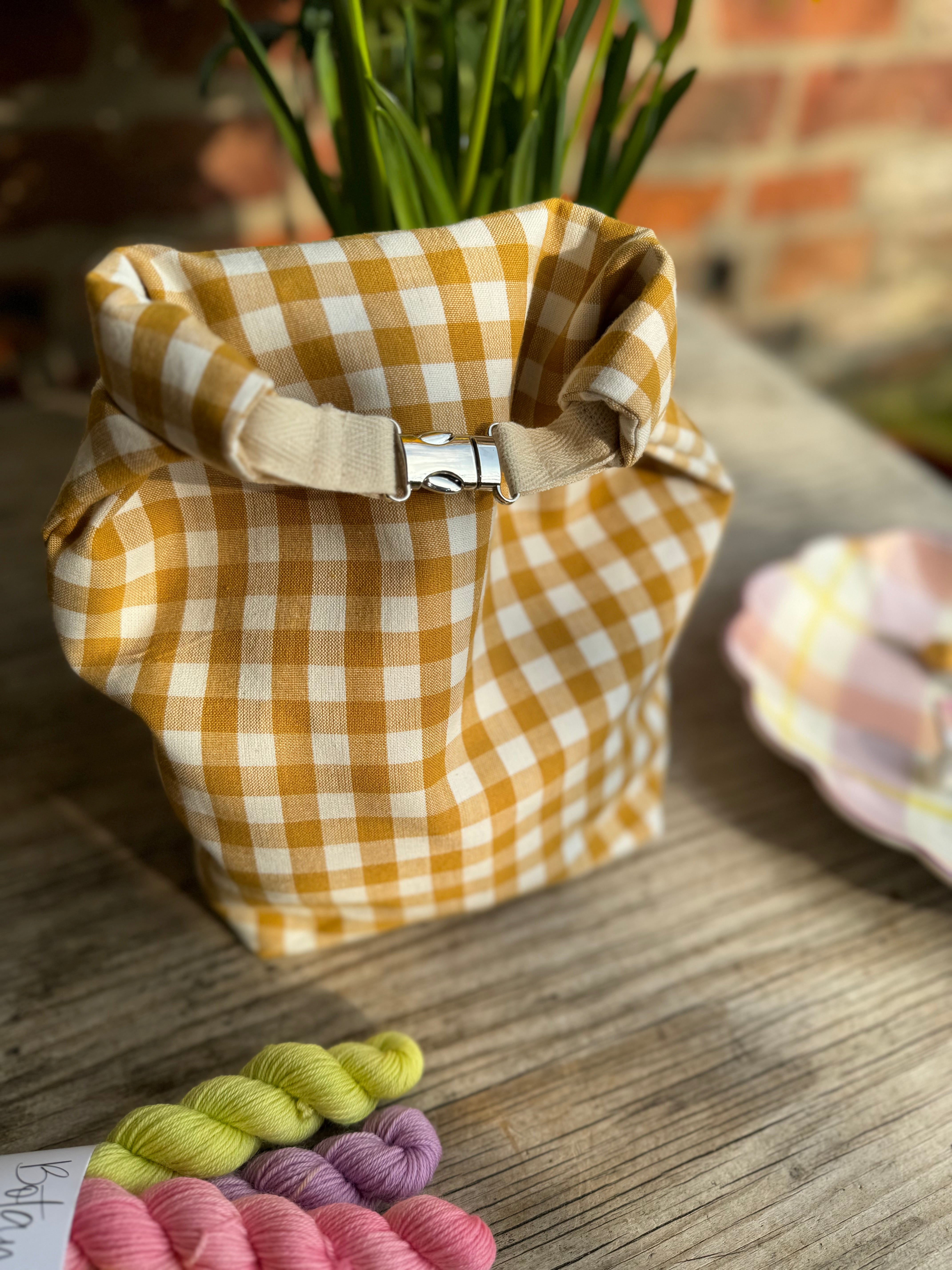 Project Bag Style 04 - Roll Top - Mustard Gingham