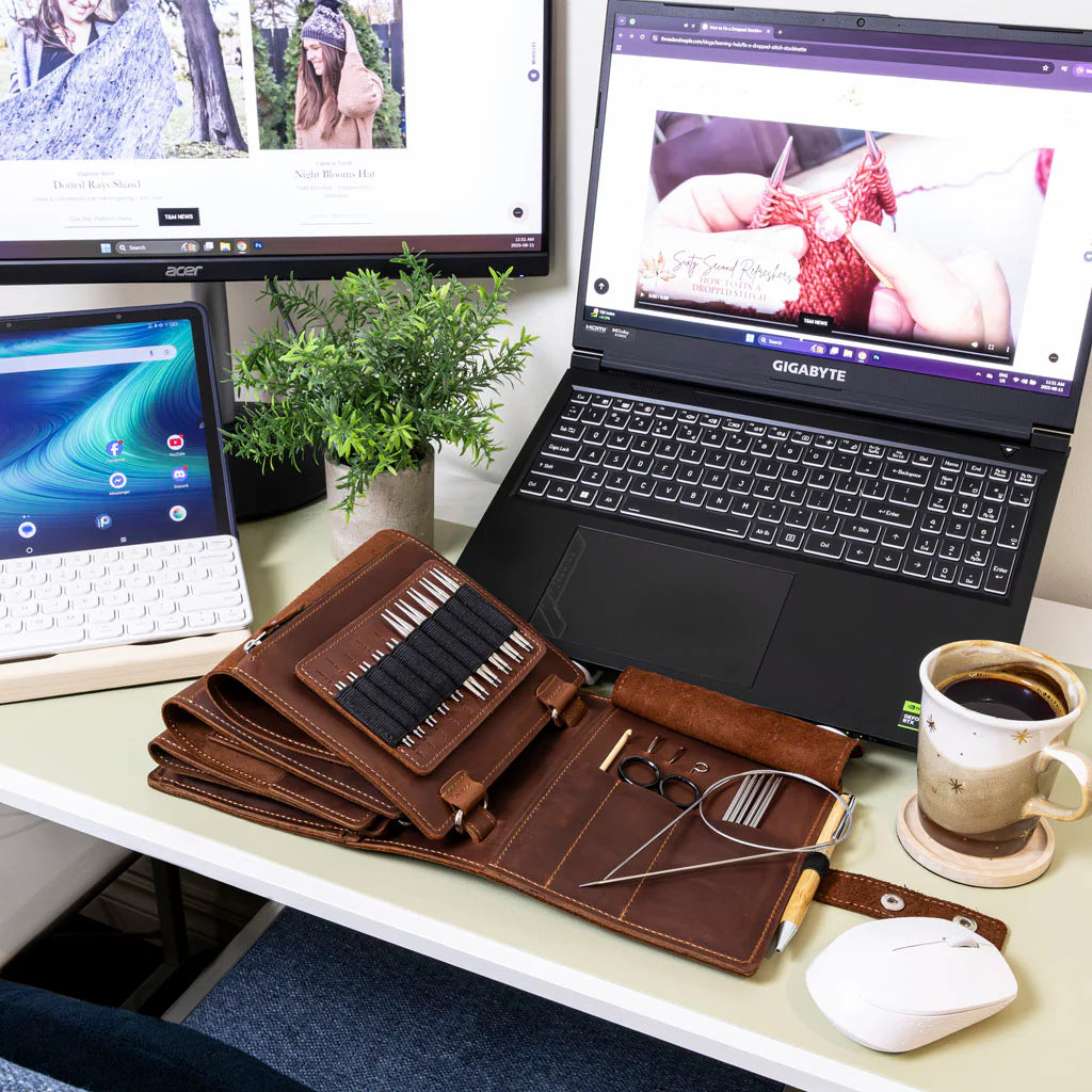 PREORDER - Thread & Maple - Mini Binder - Whiskey