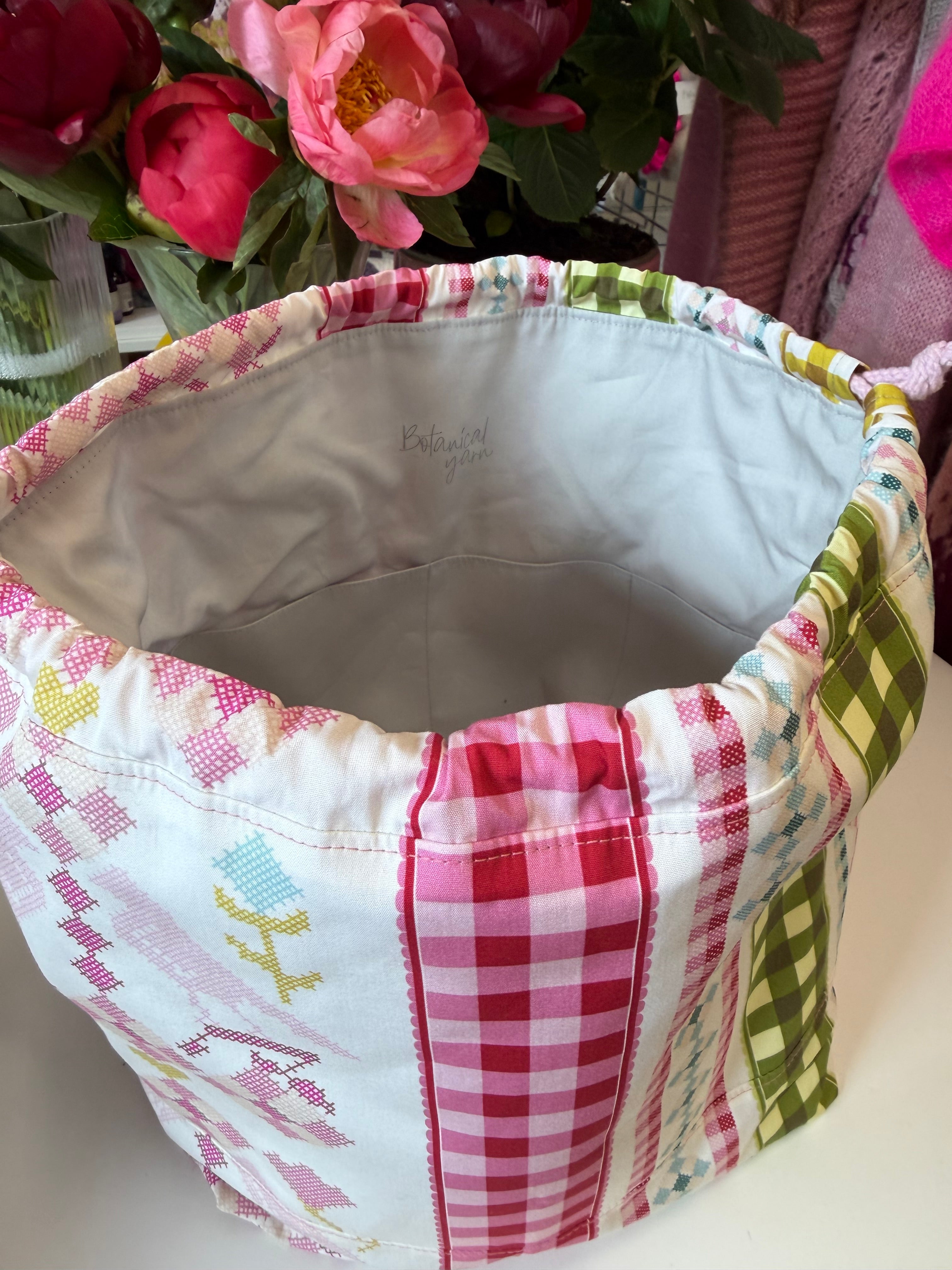 Made to order -  Project Bag Style 01 -  Cross Stitch Gingham
