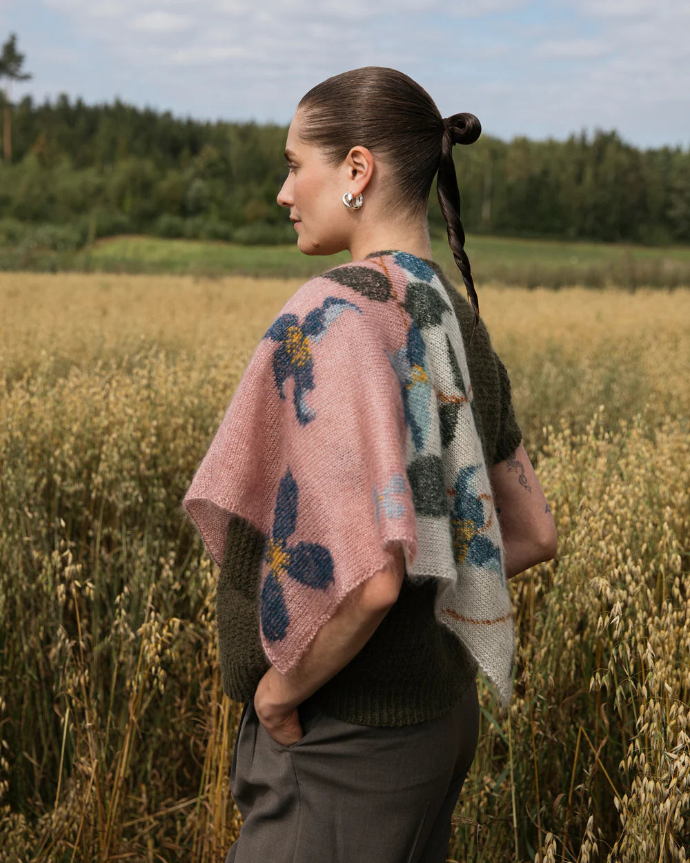 Laine Punlishkng - Dee Hardwicke Cultivate: Knitting the Beauty of Nature