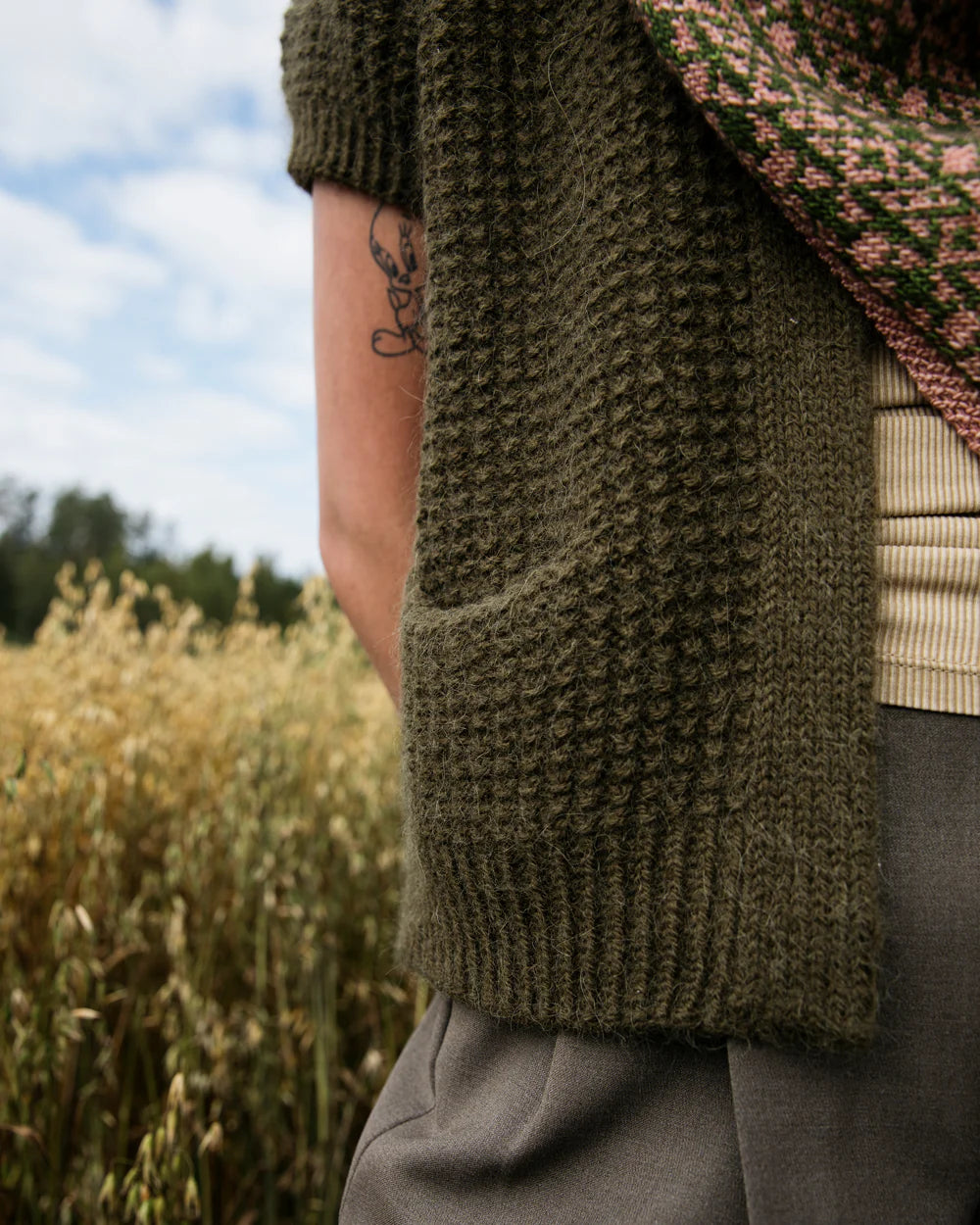 Laine Punlishkng - Dee Hardwicke Cultivate: Knitting the Beauty of Nature