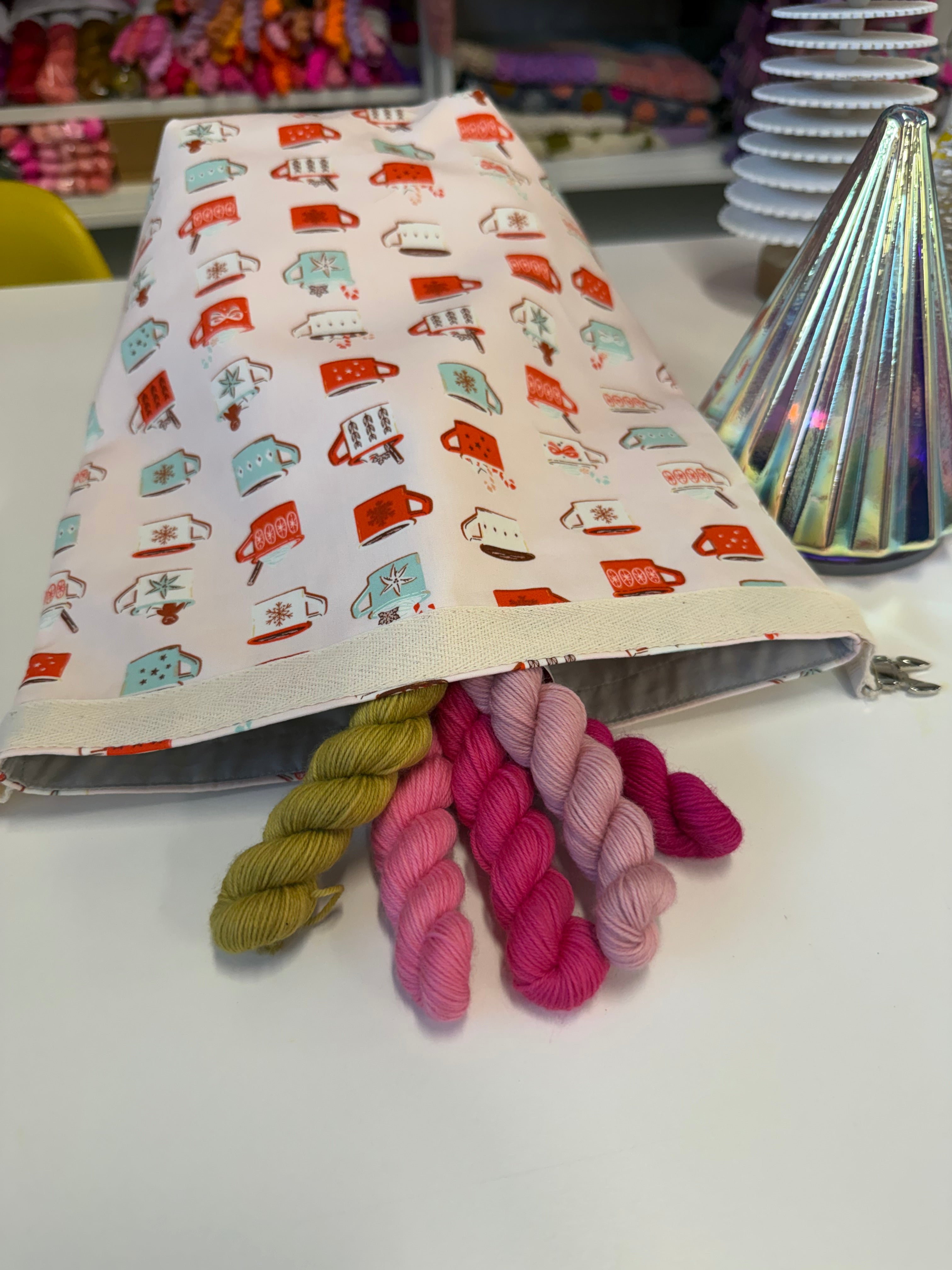 Ready to ship - Project Bag Style 04 - Roll Top - Festive Mugs