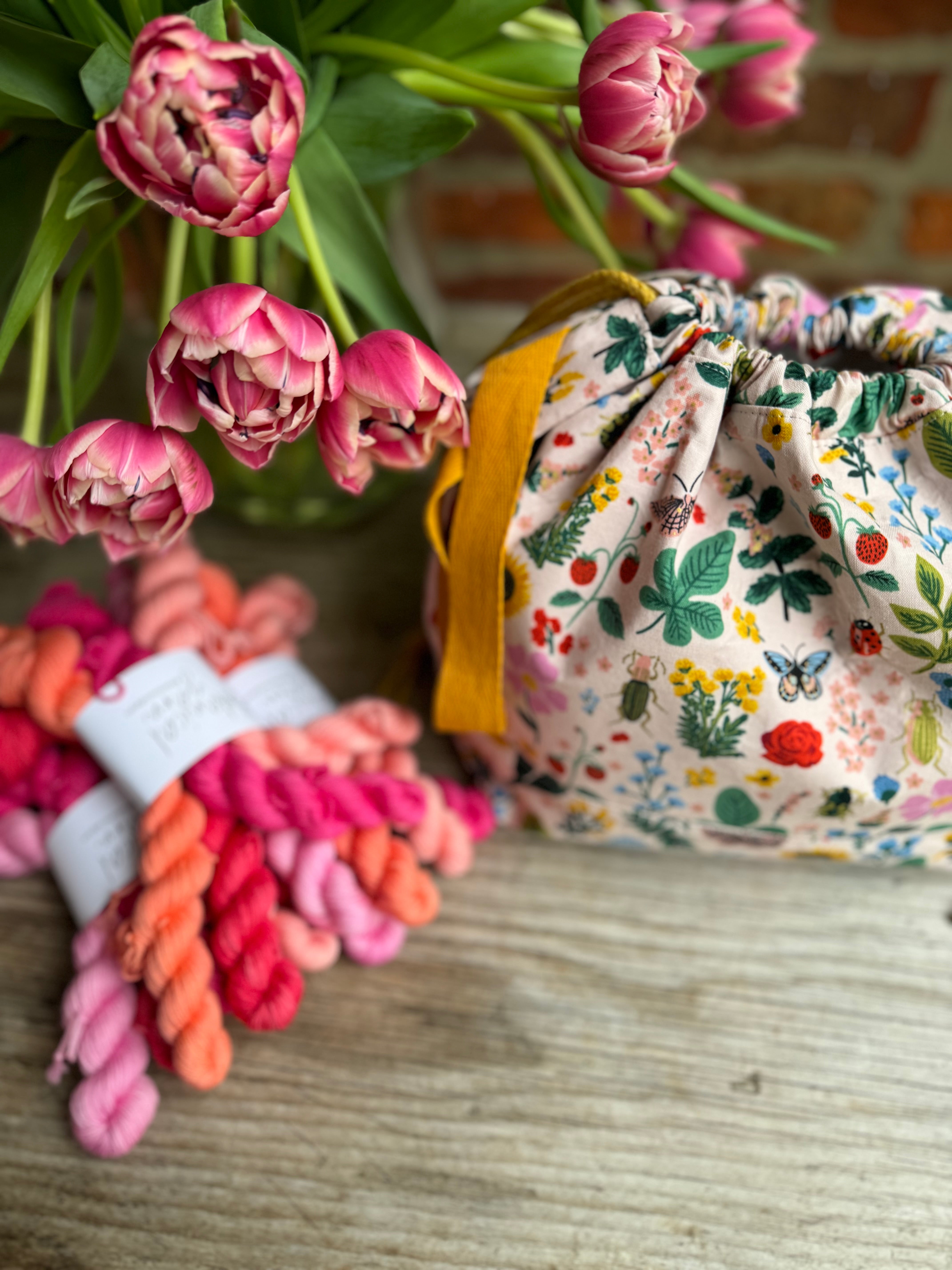 Made to order - Project Bag Style 01 - Florals + Bugs
