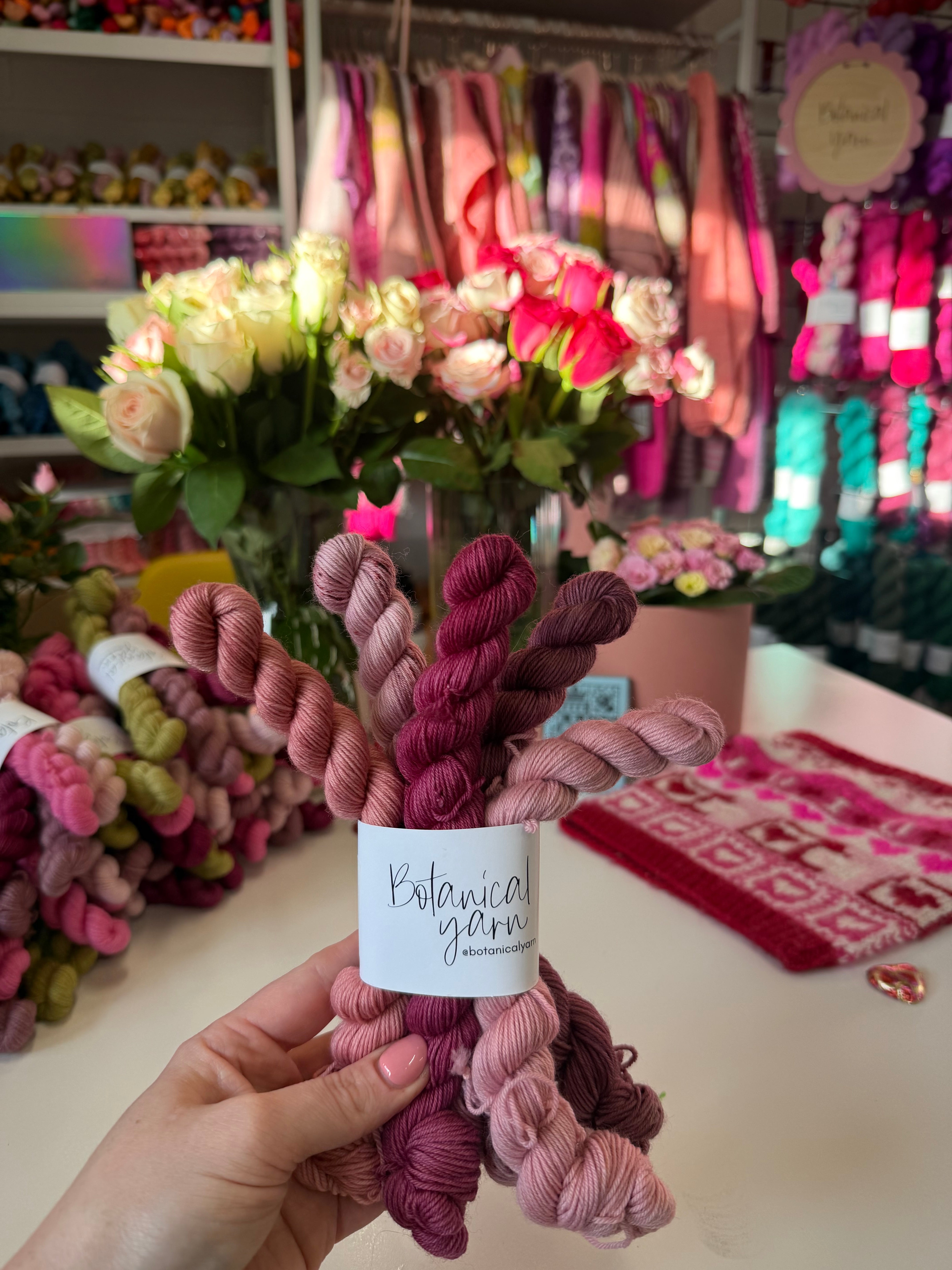 Heritage Valentine mini skein set