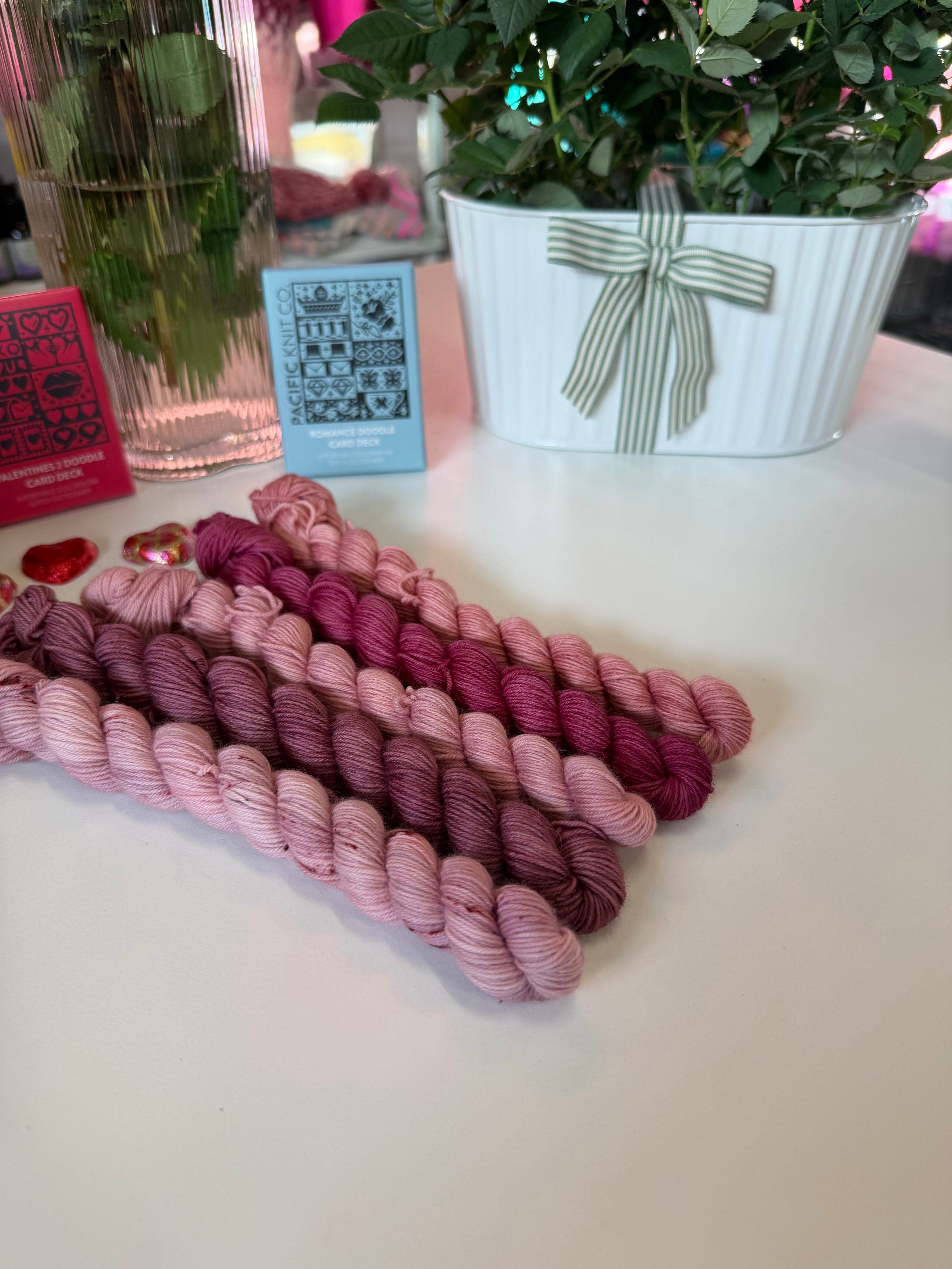 Heritage Valentine mini skein set