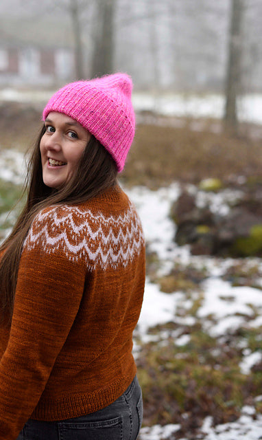 Gingerbread Sweater by Veera Välimäki Kit - Sophie's version