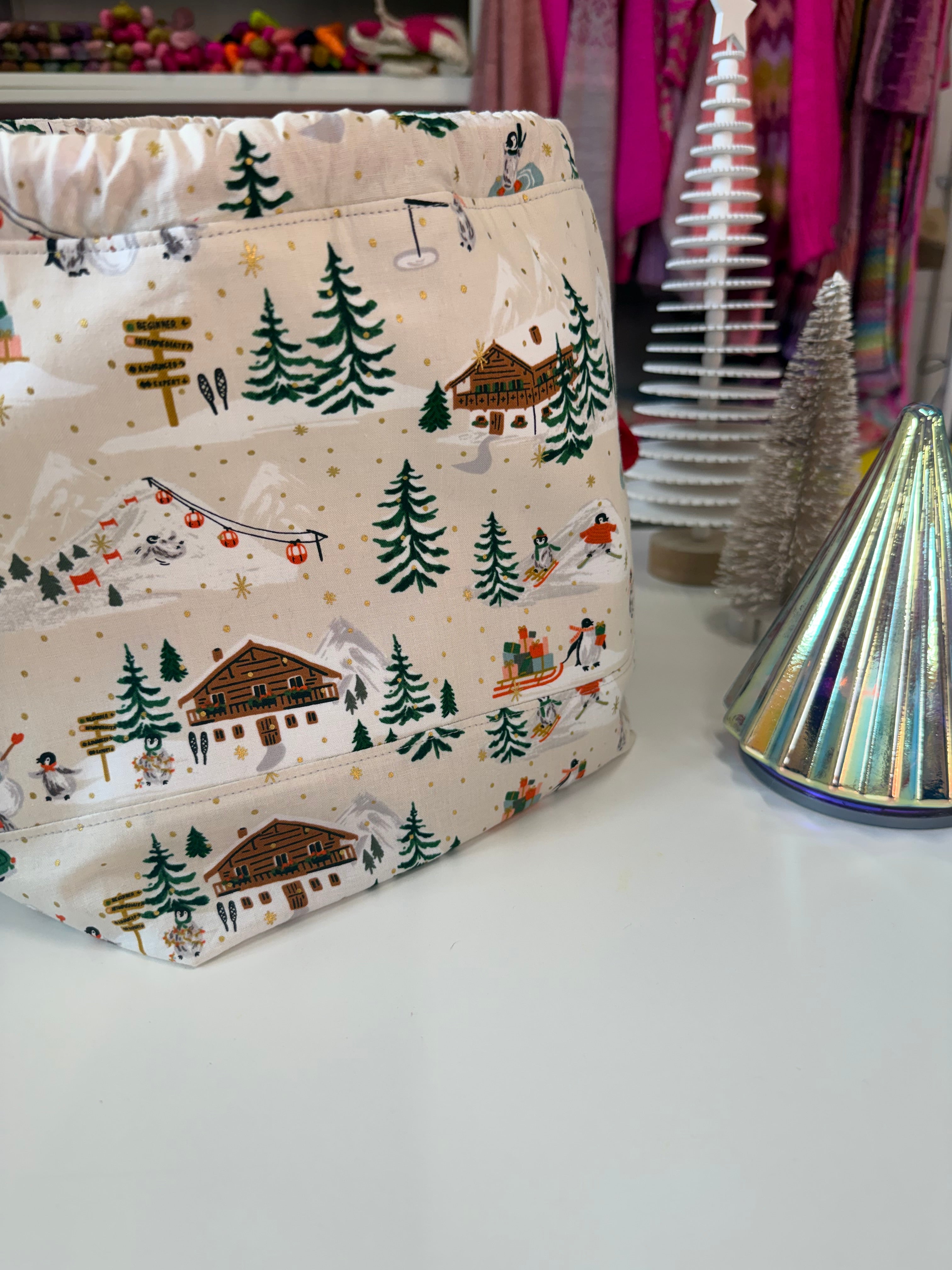 Ready to ship - Project Bag Style 01 - Cream Skiing Penguins