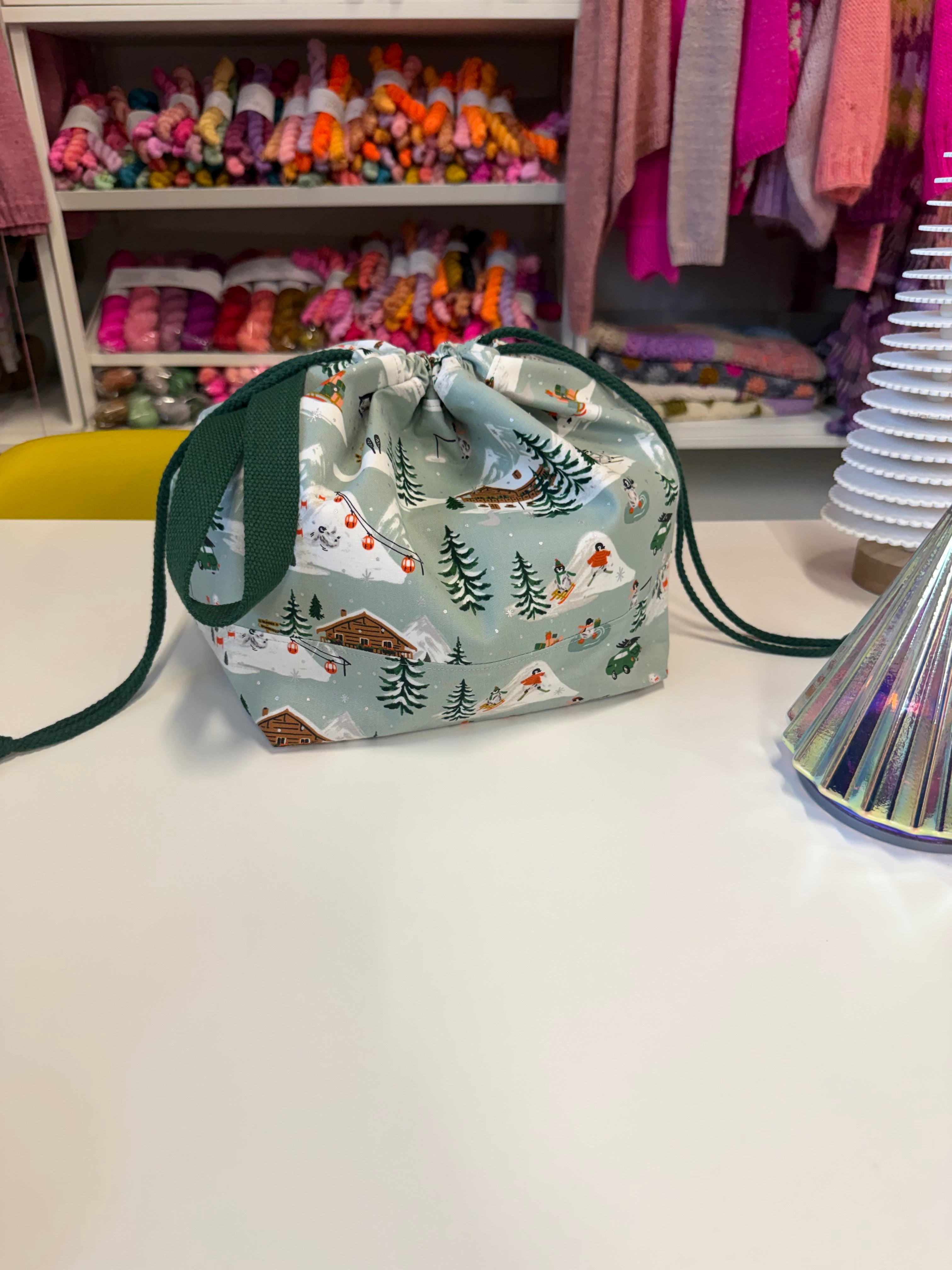 PREORDER - Project Bag Style 01 - Green Skiing Penguins