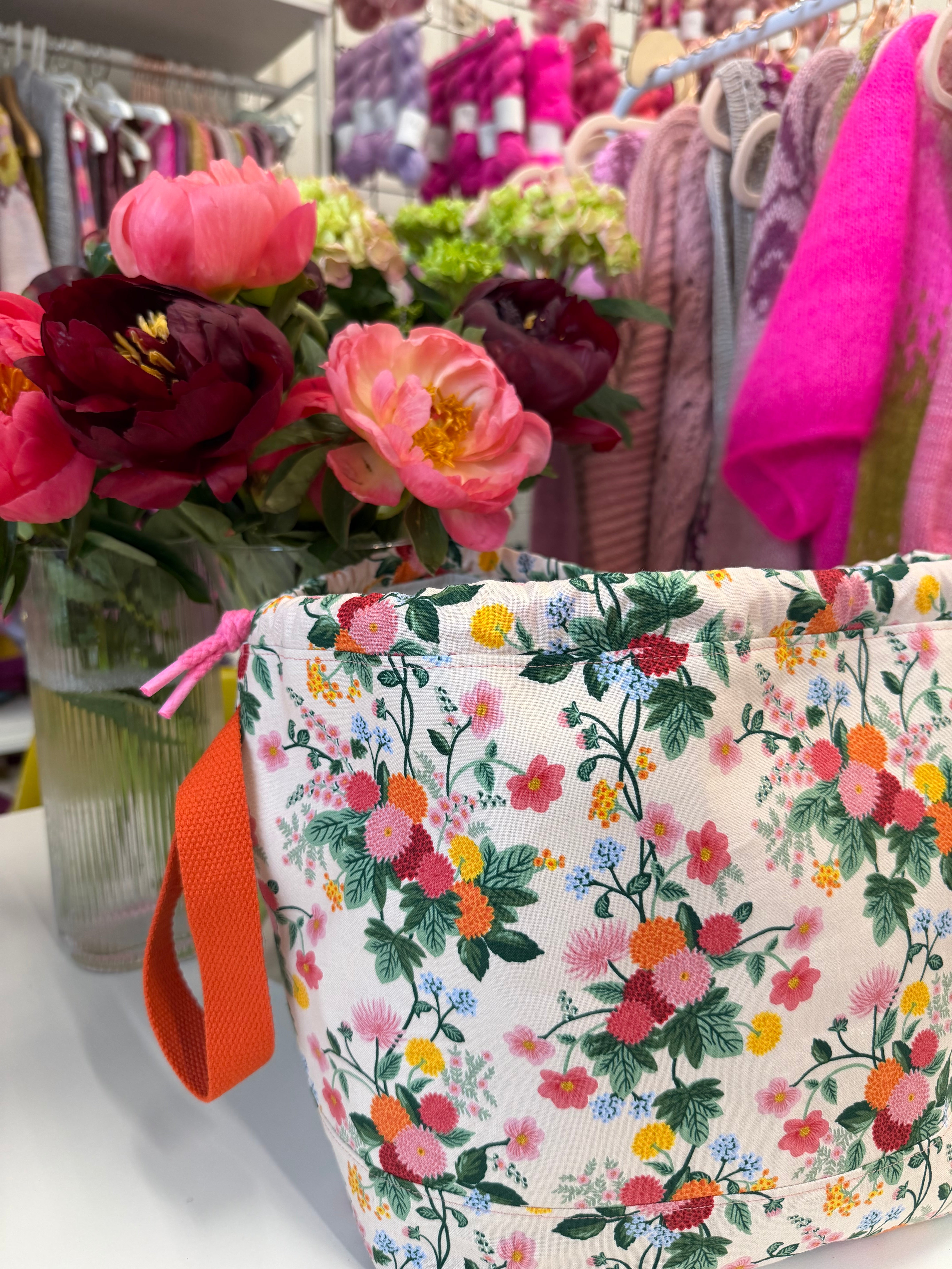 Made to order - Project Bag Style 01 -  Dahlias