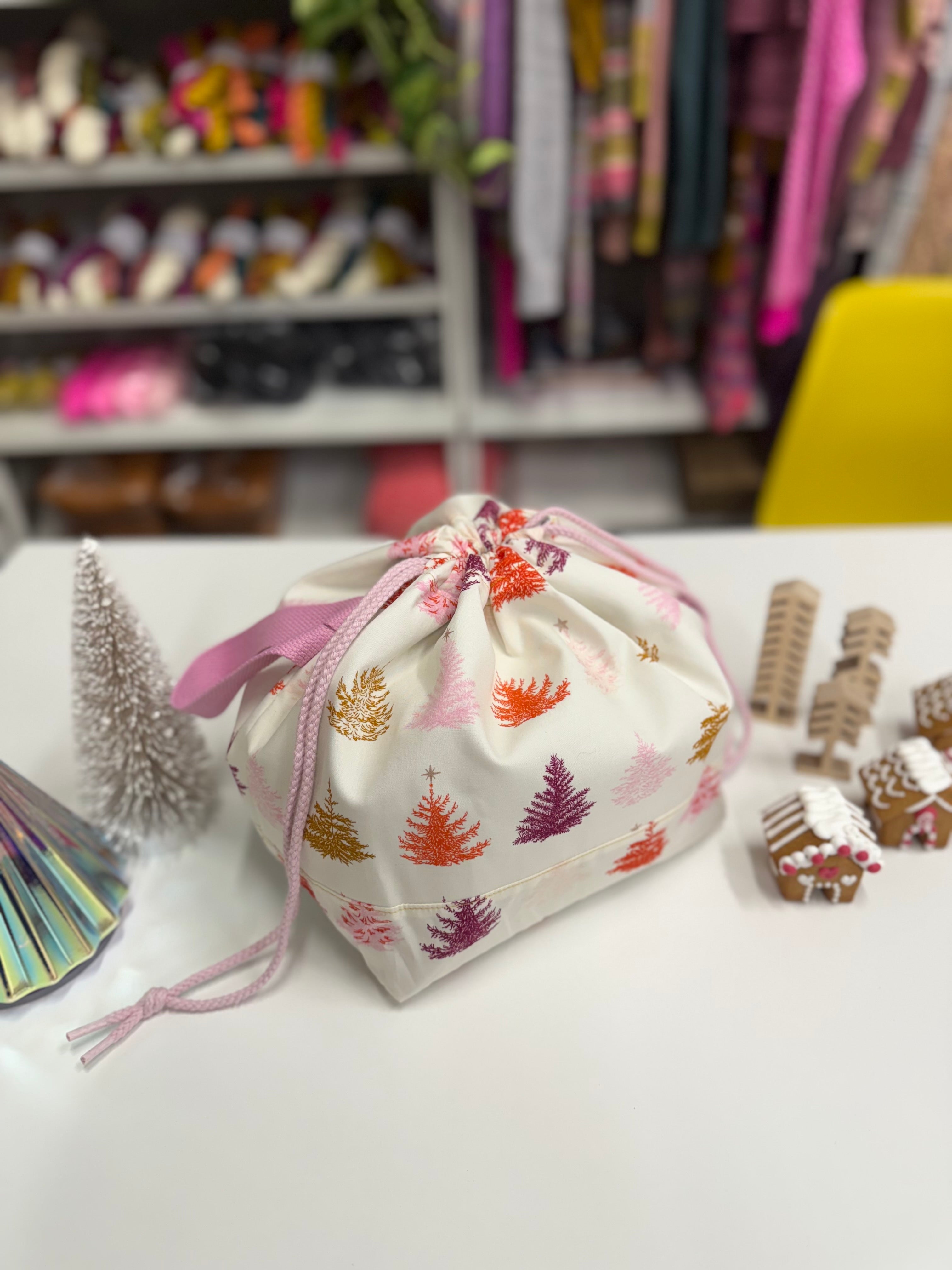 Made to order - Project Bag Style 01 - Festive Pink Christmas Trees