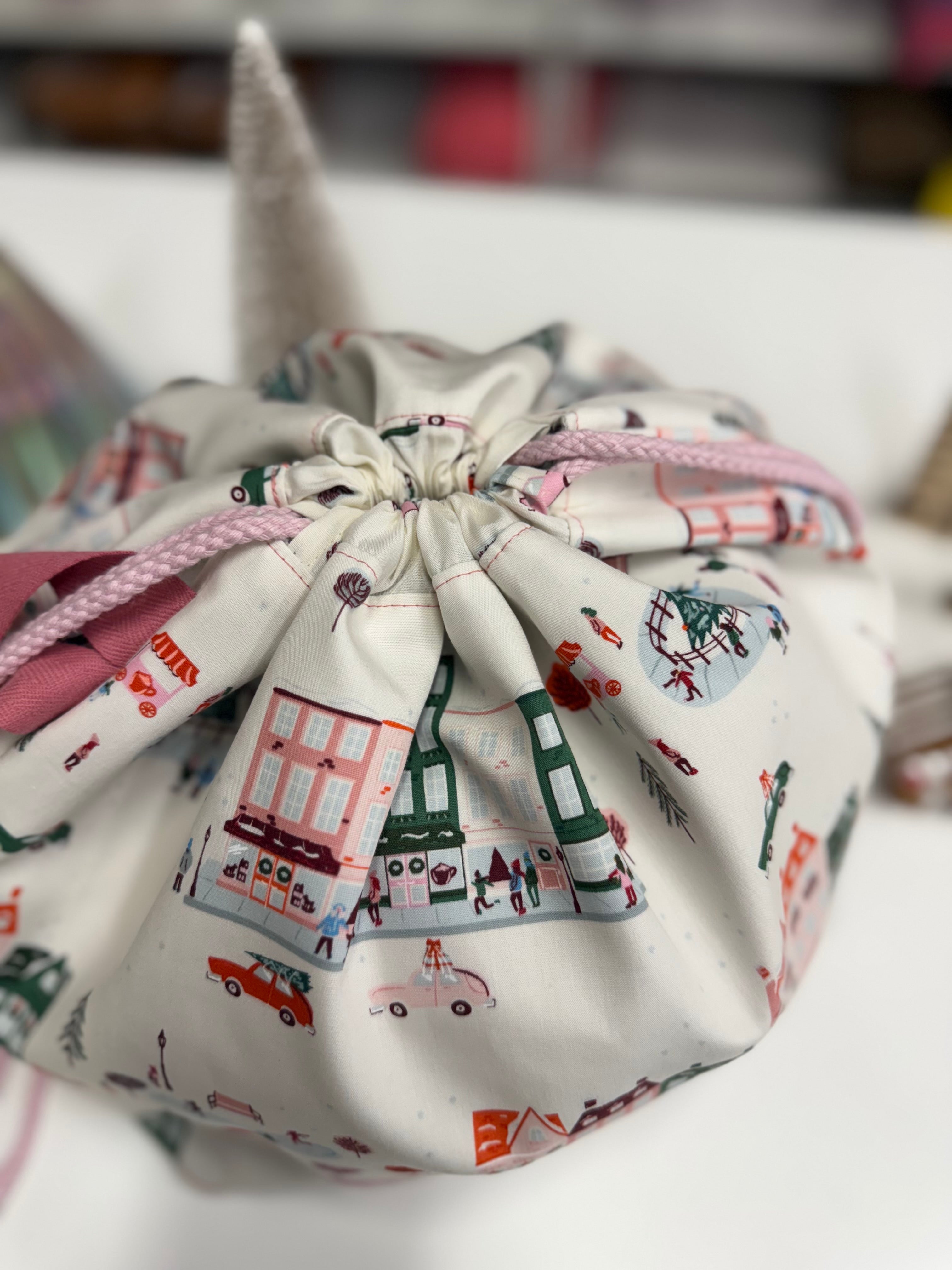 Made to order - Project Bag Style 01 - Festive vintage street & houses