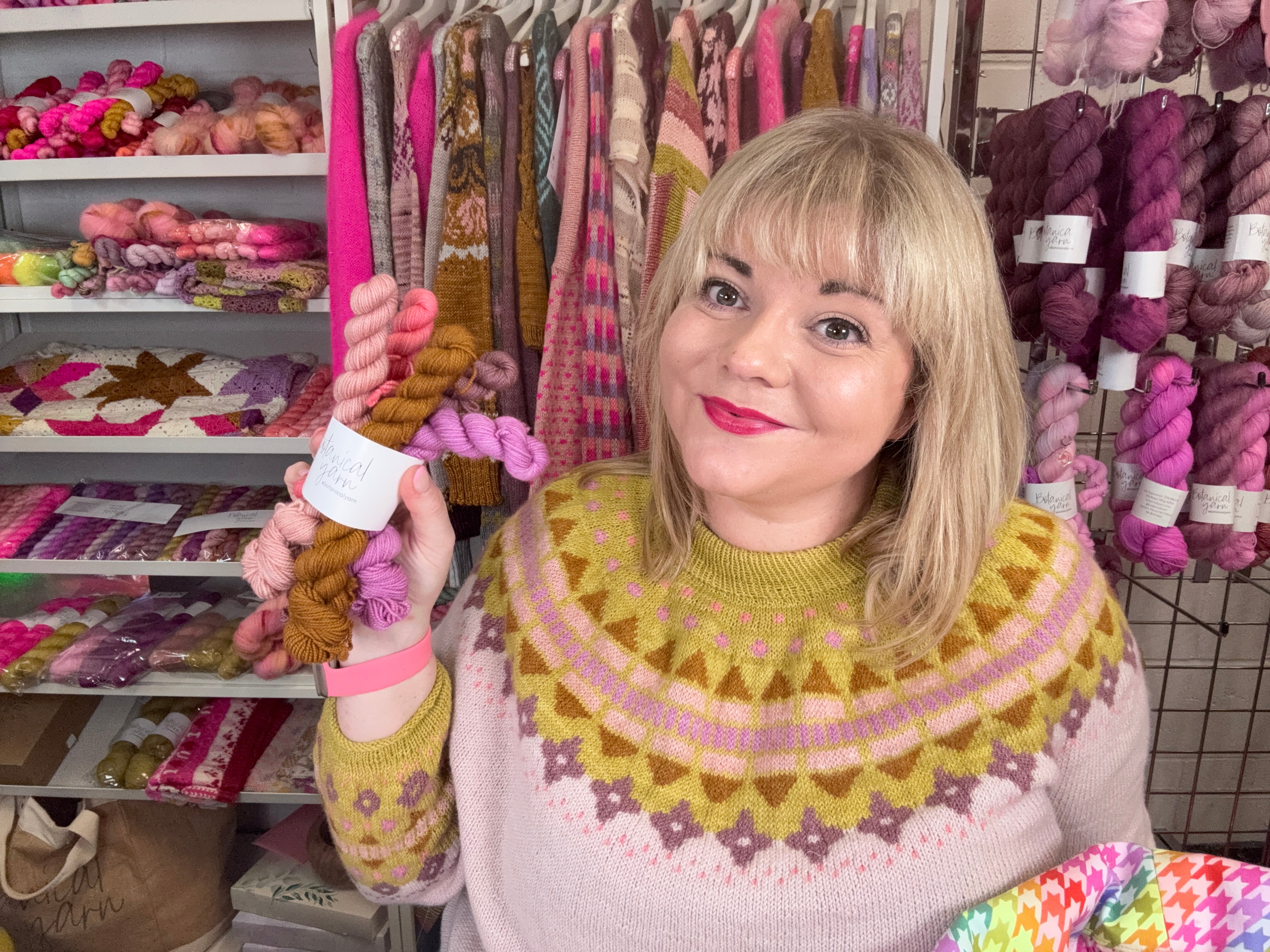 Garden Genser Sweater Kit by Shay Johnson (the original colours)