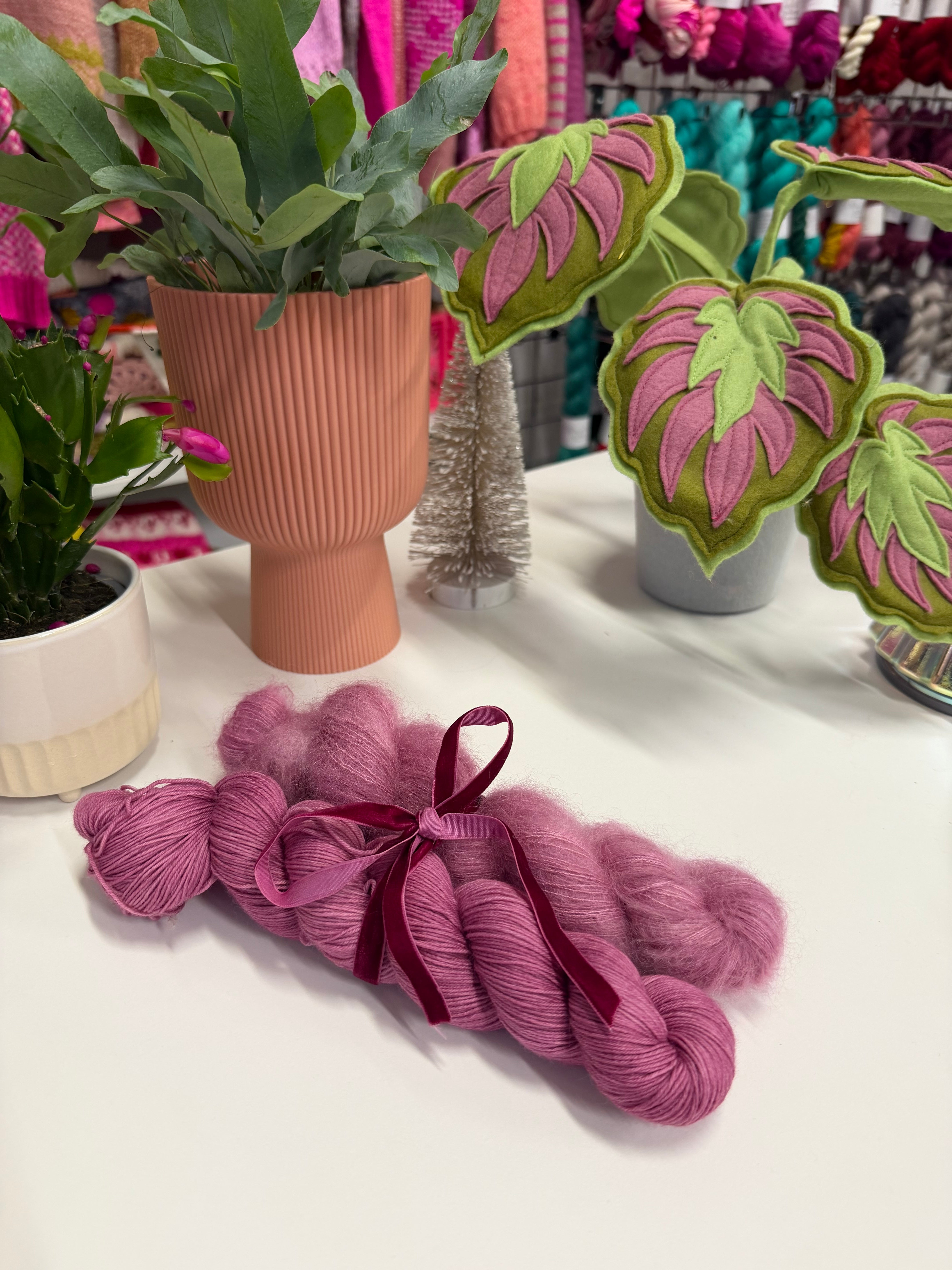 Colour Saturday - Hellebore Lenten Rose Merino & Fluff Bundle