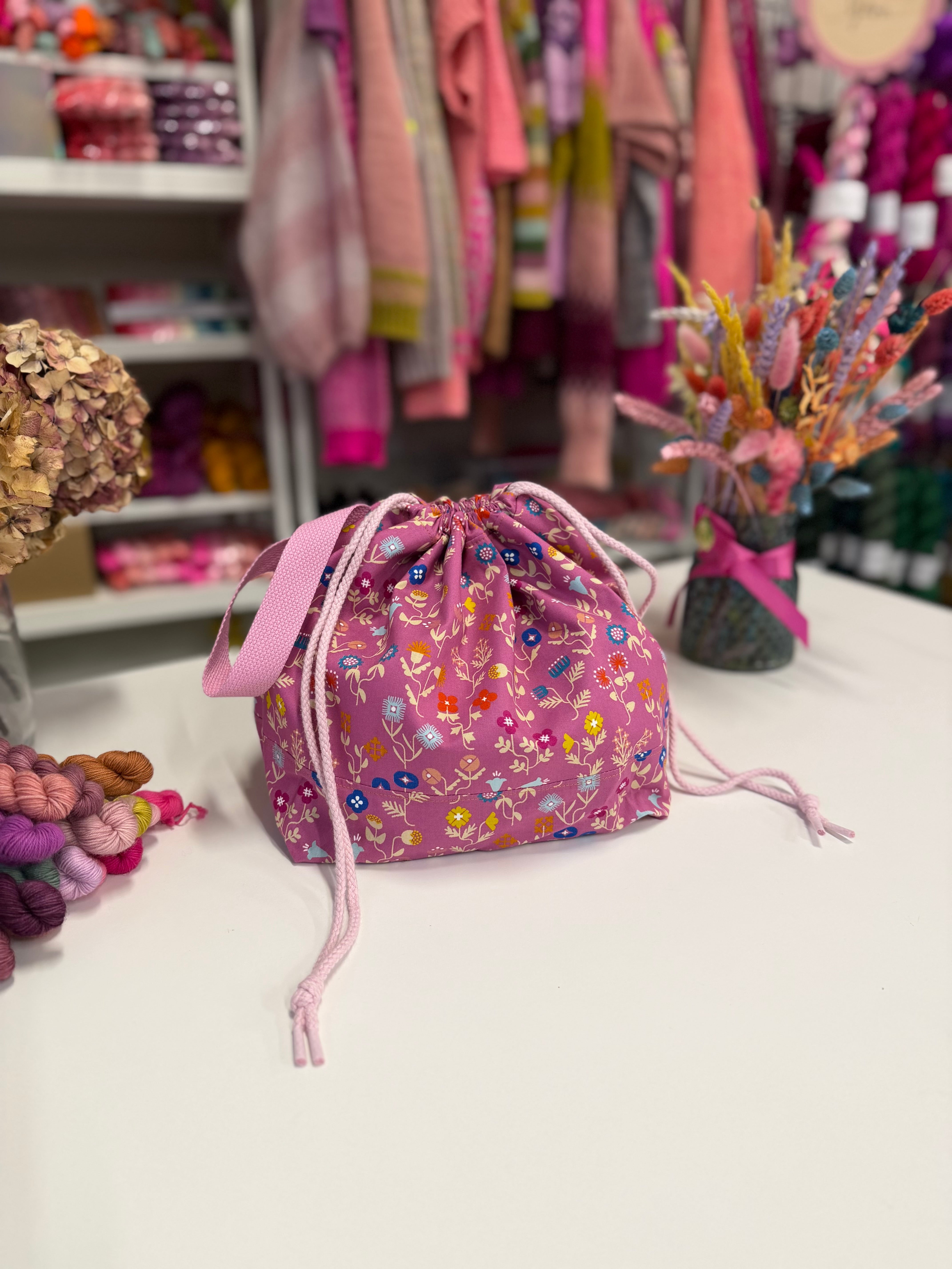 Made to order - Project Bag Style 01 - Geometric Mauve Flowers