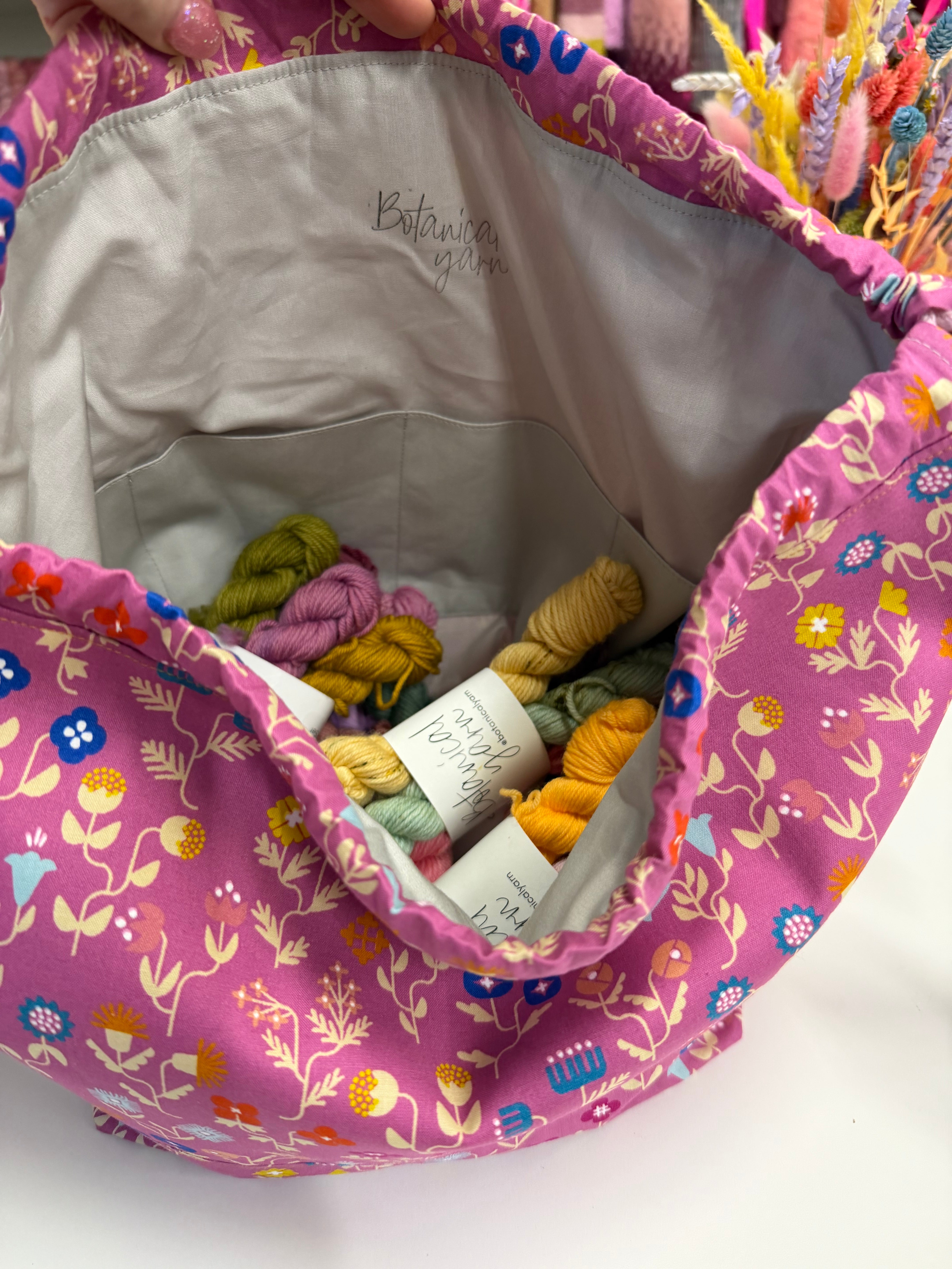 Made to order - Project Bag Style 01 - Geometric Mauve Flowers