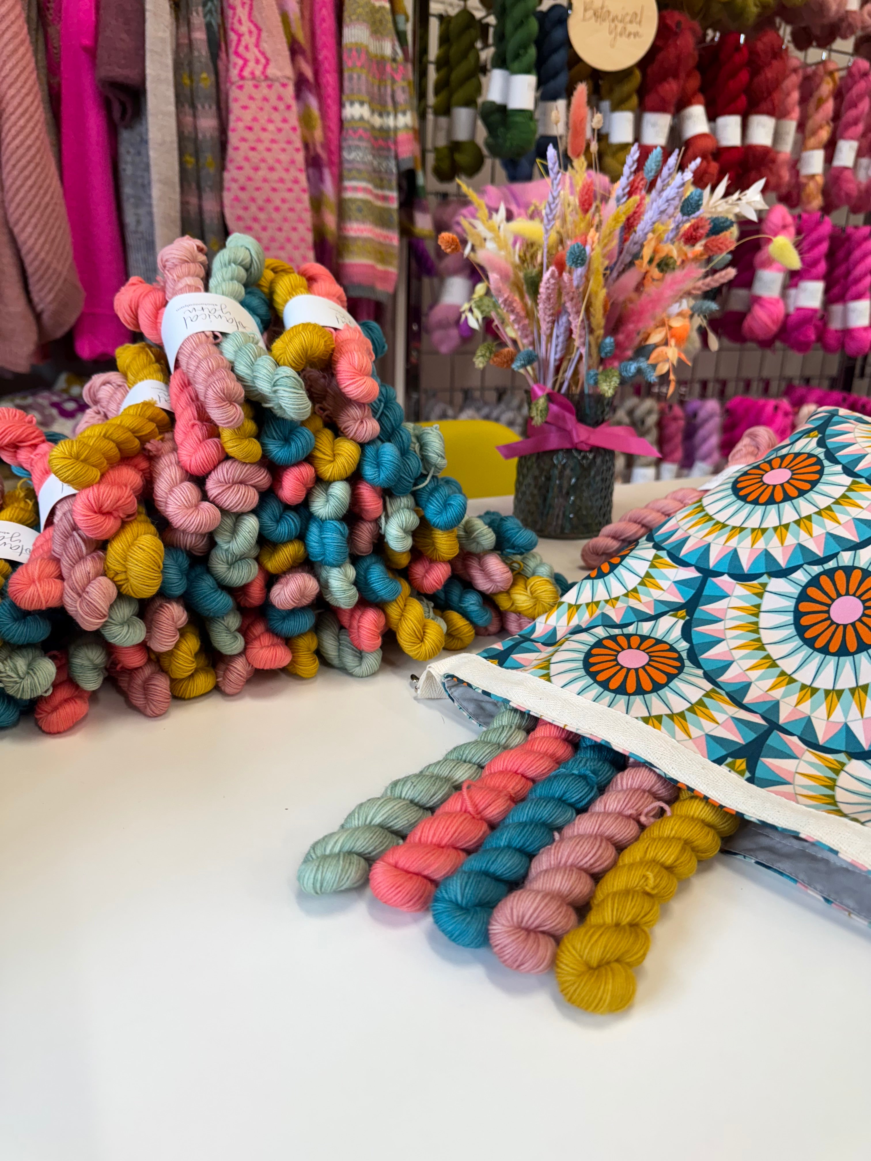 READY TO SHIP - Project Bag Style 04 - Roll Top -  Unravel Festival exclusive bag