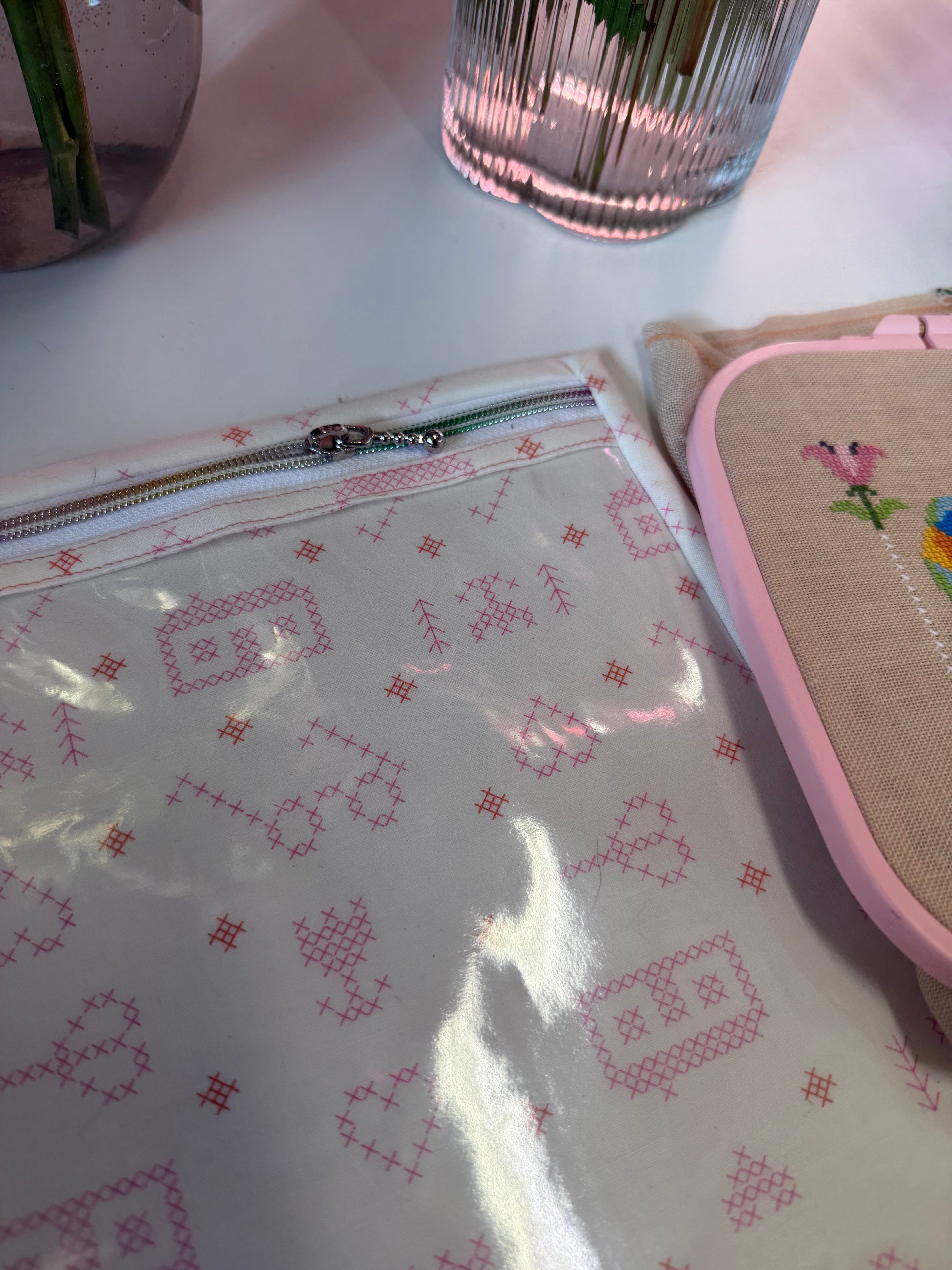 Made to order - Project Bag Style 05 - Embroidery Cross Stitch Zip Pouch - White with pink stitches house