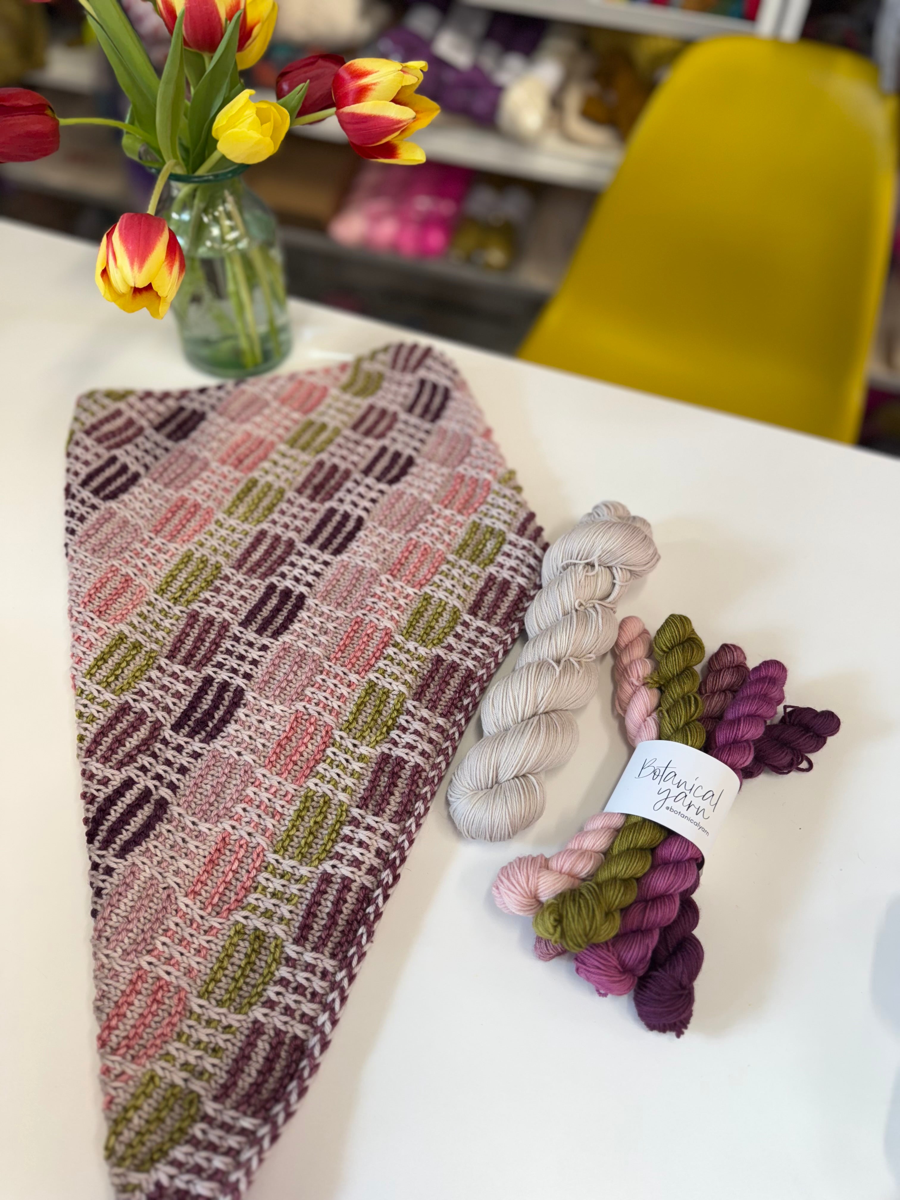 Grid Gambit Kit - Pattern by Samantha Guerin