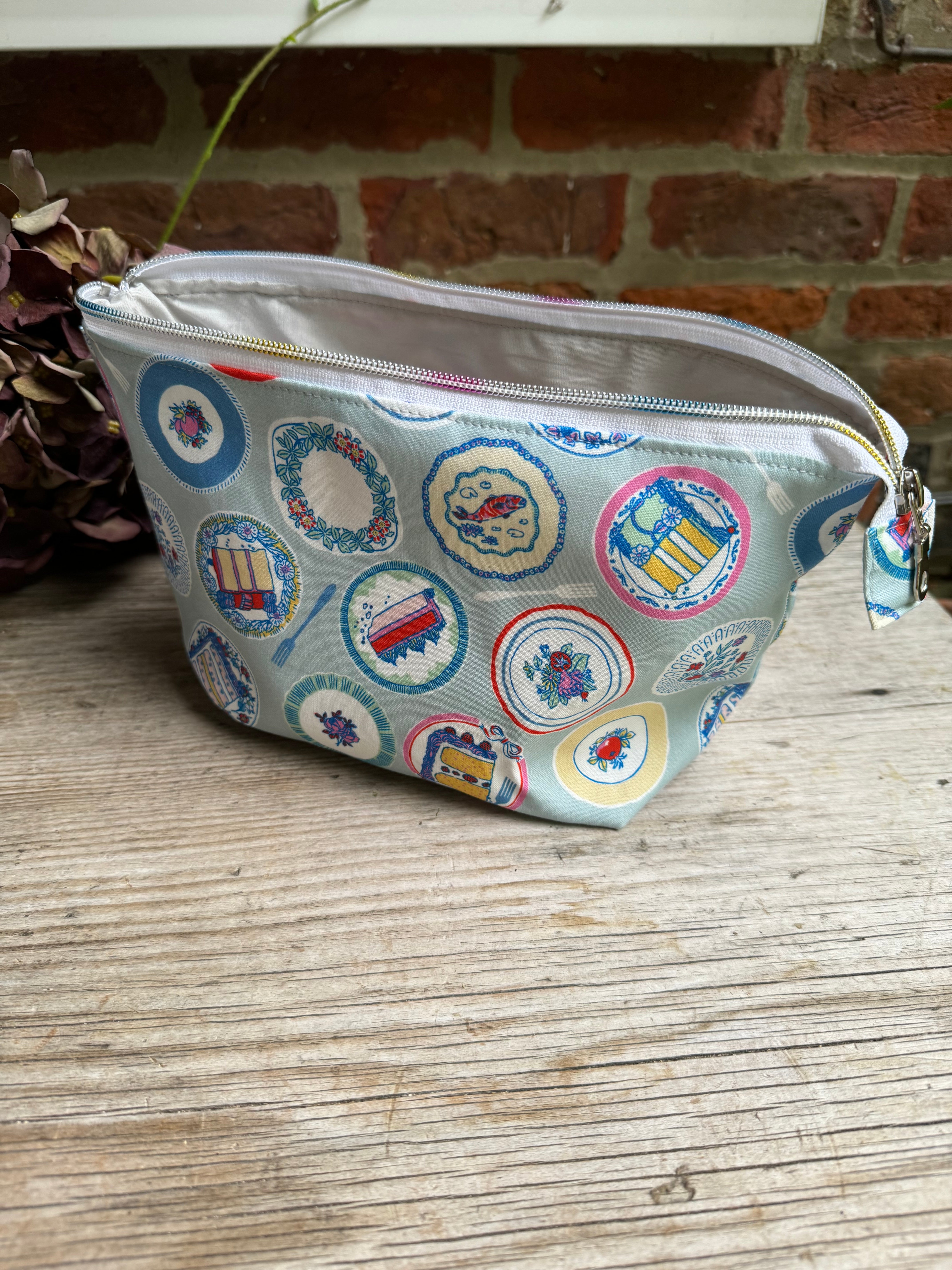 Ready to ship - Zip Project Bag Style - Cake