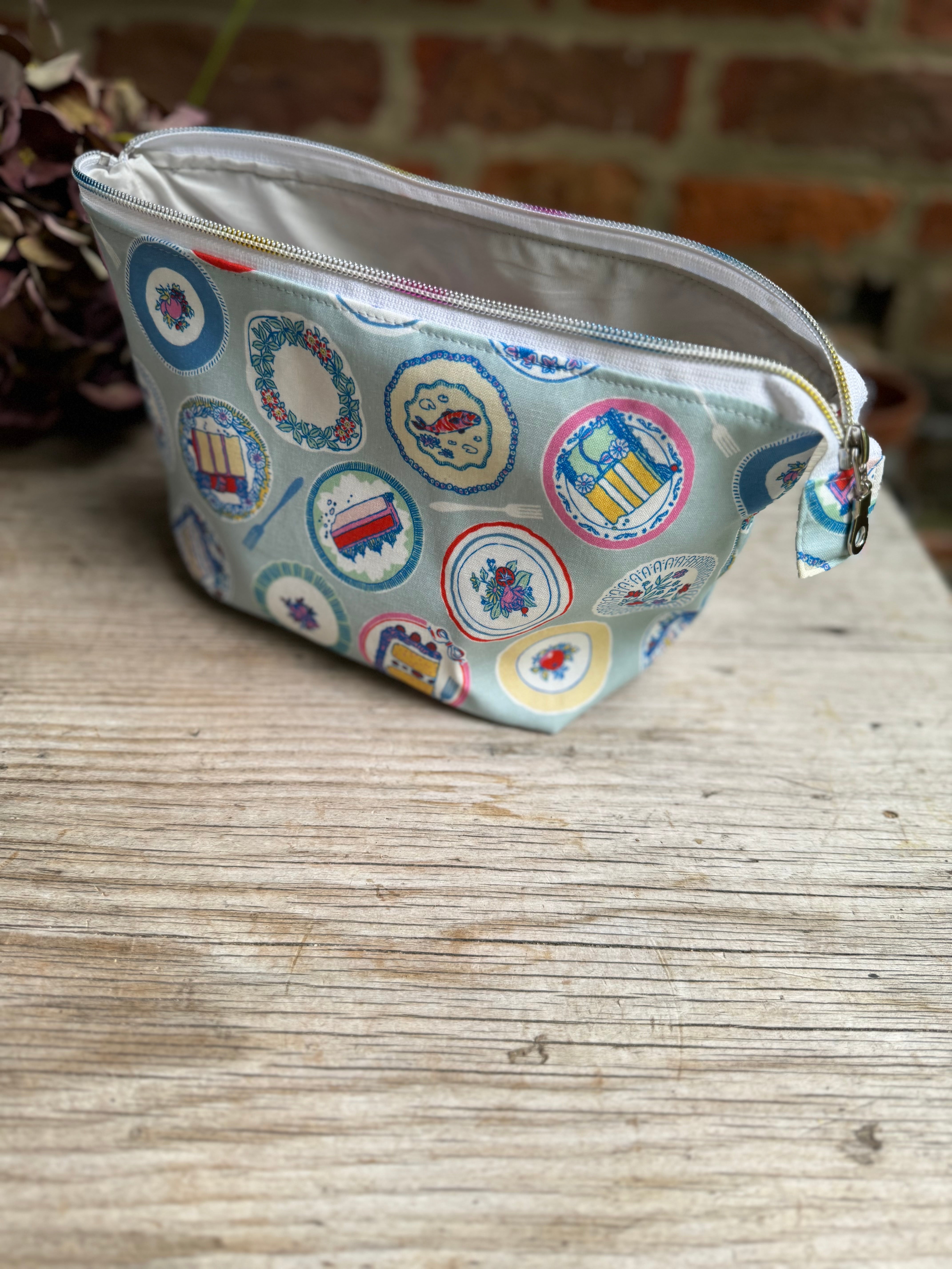 Ready to ship - Zip Project Bag Style - Cake