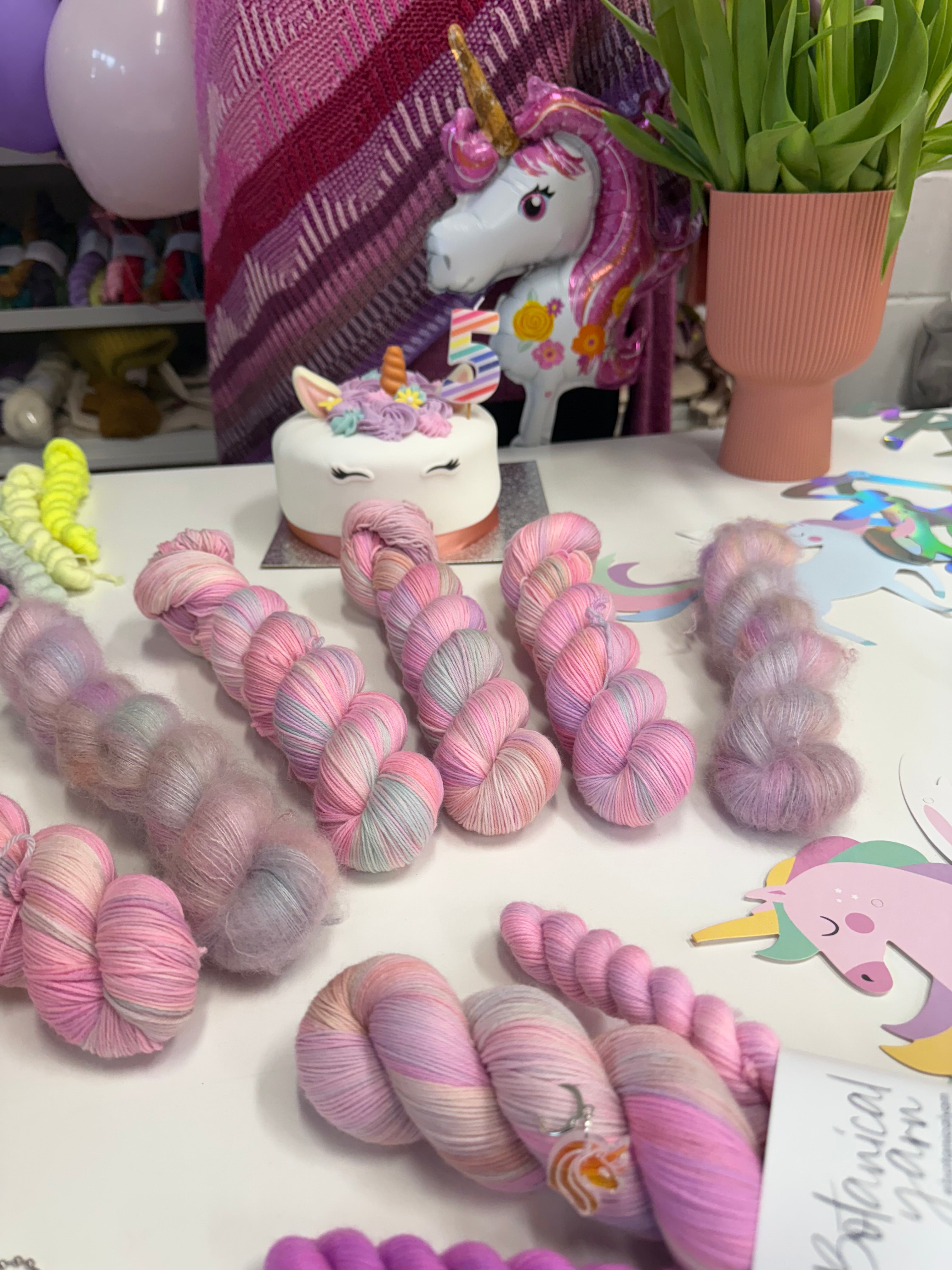 Ready to ship - Iridescent Unicorn 5th Birthday