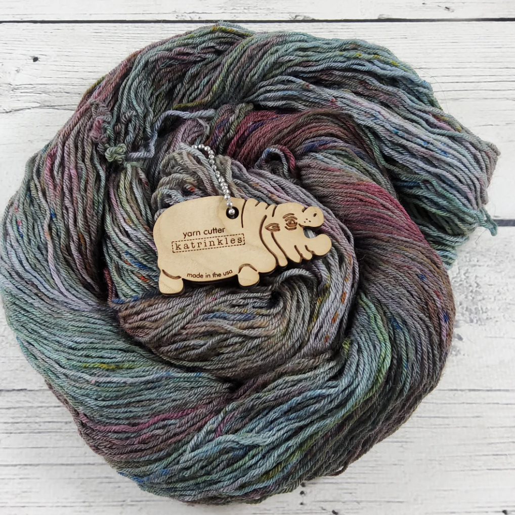 Katrinkles Hippo Yarn Cutter