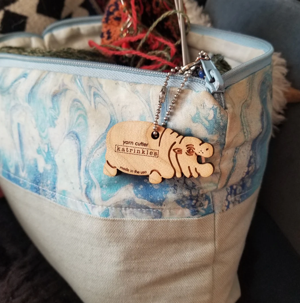 Katrinkles Hippo Yarn Cutter