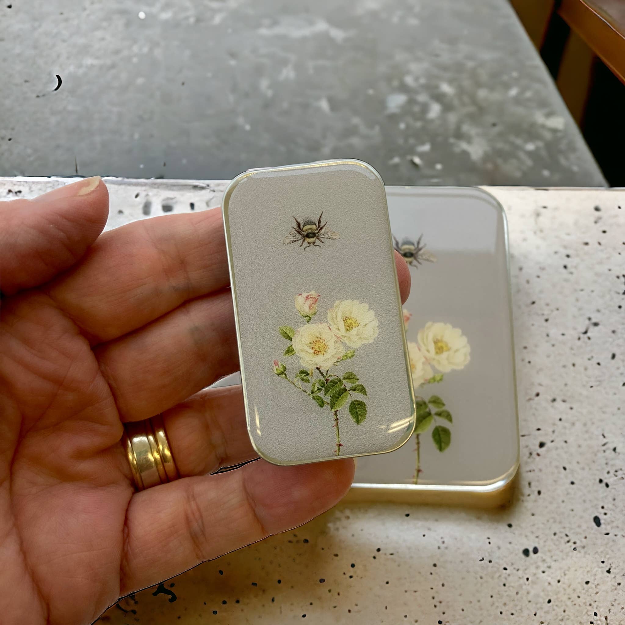 Bee and Rose stitch marker tin