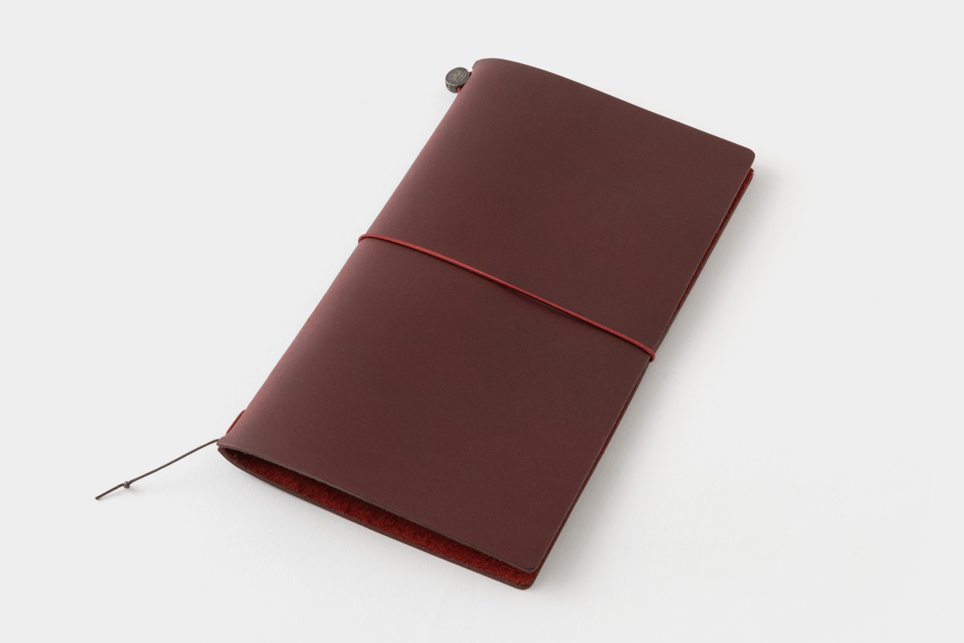 TRAVELER’S Notebook LOVE AND TRIP Red – Regular Size